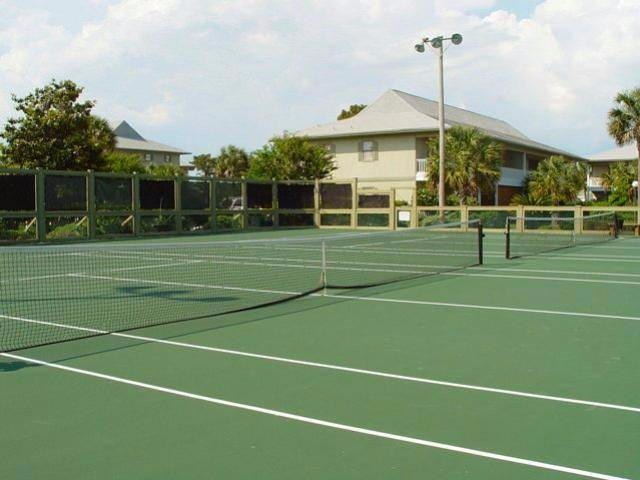 BEACHWOOD VILLAS CONDO - Residential