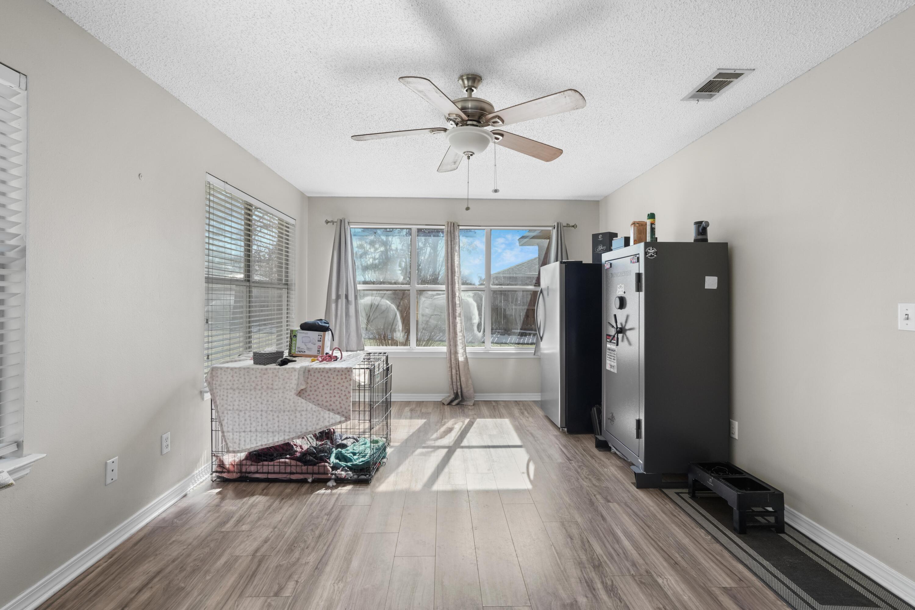 WESTVIEW ESTATES PHASE FIVE - Residential