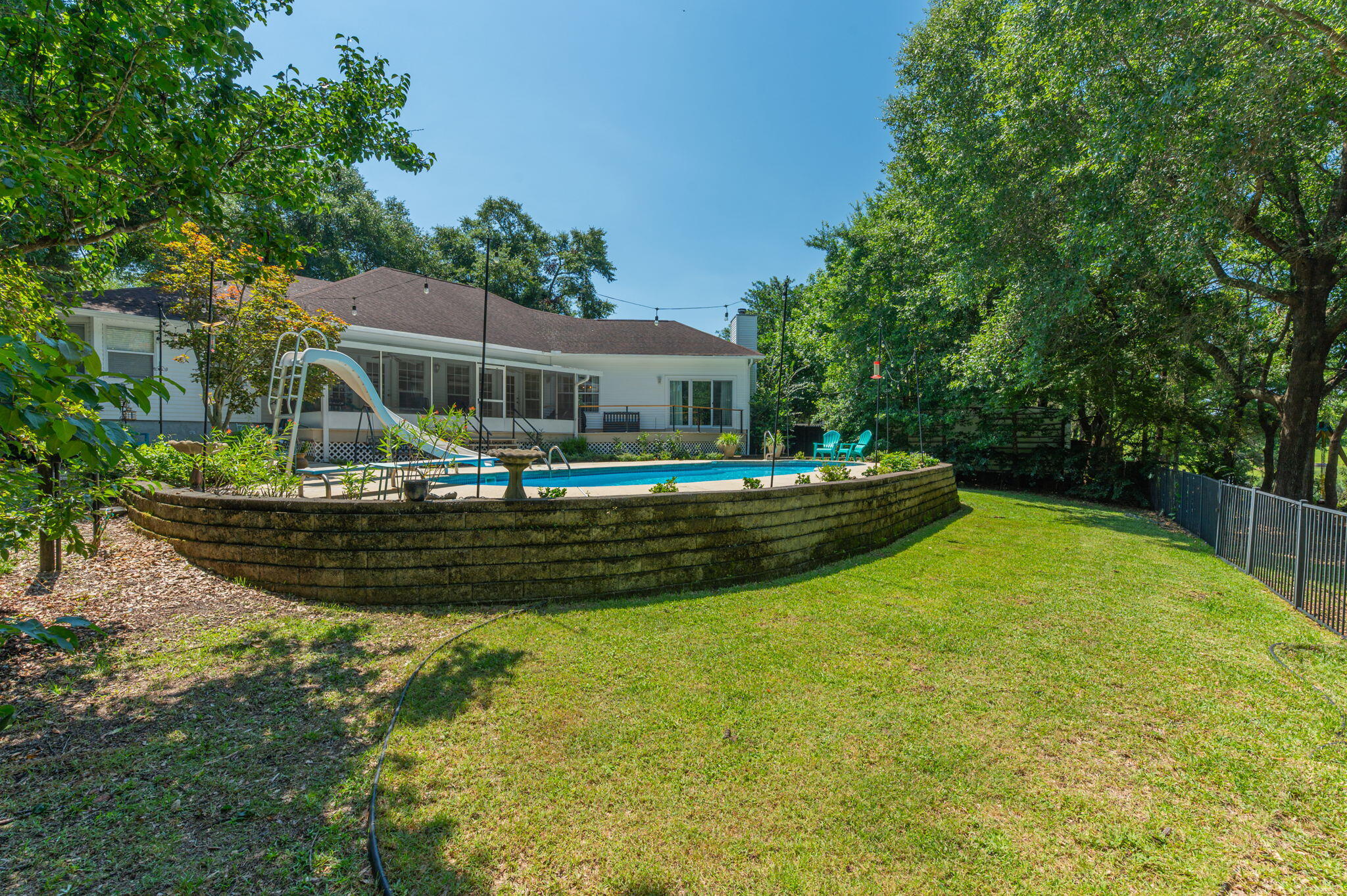 SHOAL LANDING EAST - Residential
