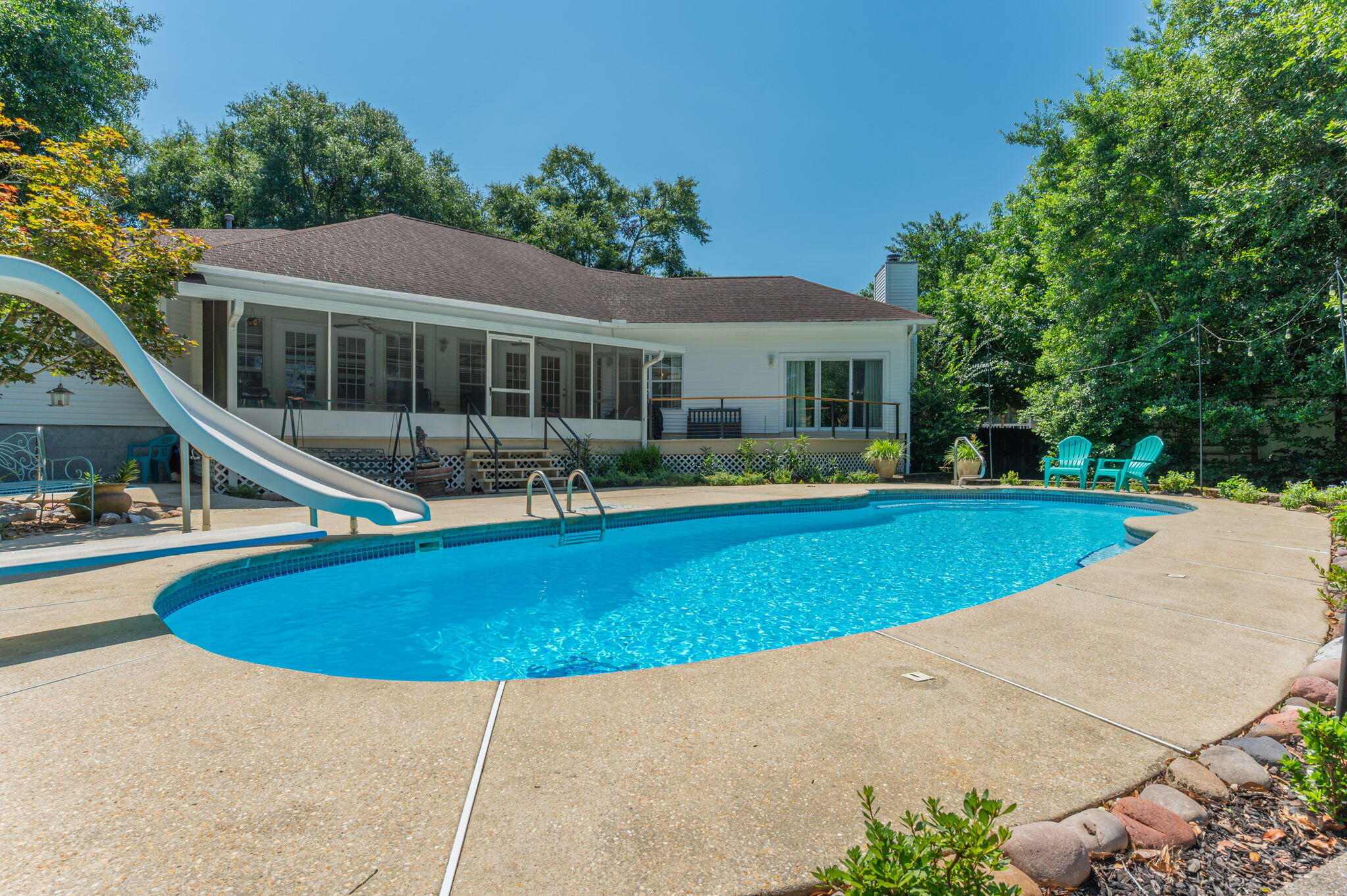 SHOAL LANDING EAST - Residential