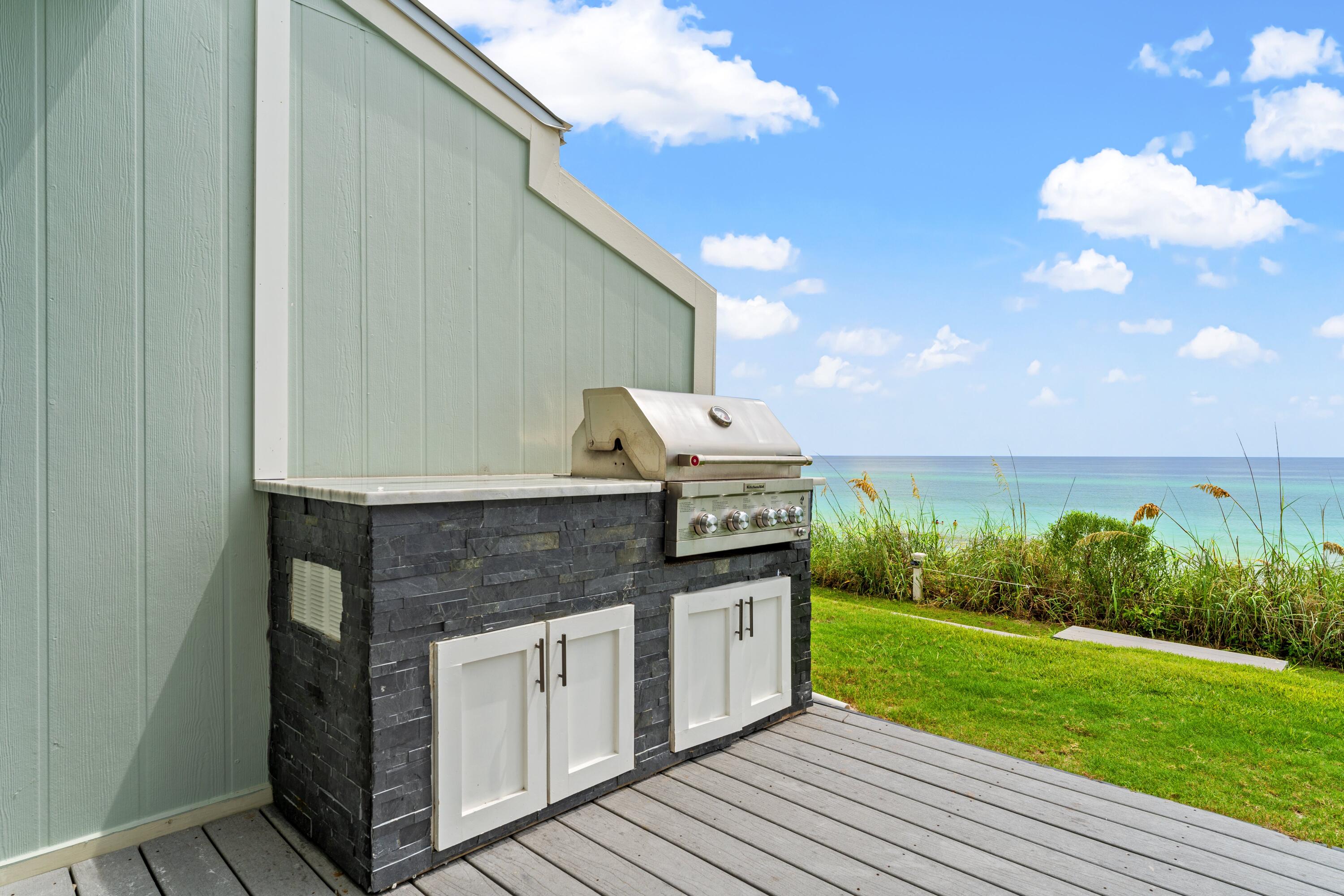 SEA CLIFFS T/H PH 1 - Residential