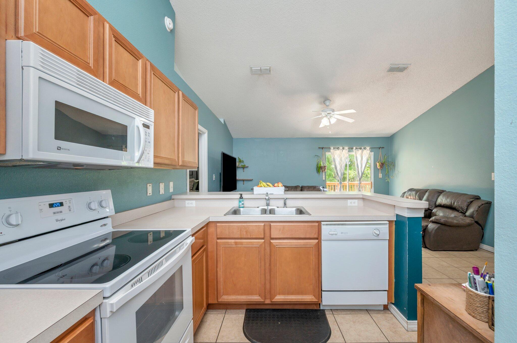 RIDGE CREST PH I - Residential