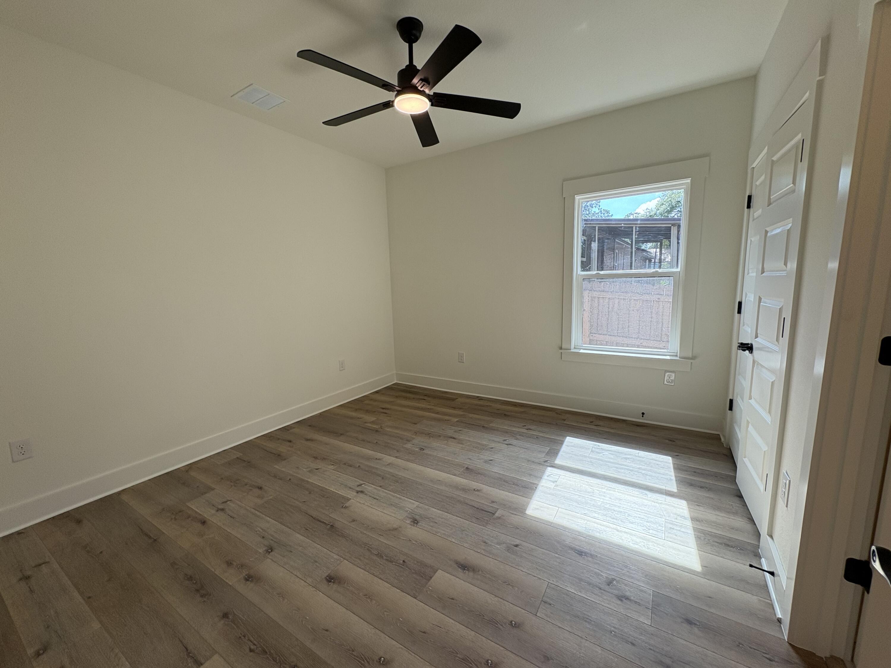 HELMS & ALLEN - Residential
