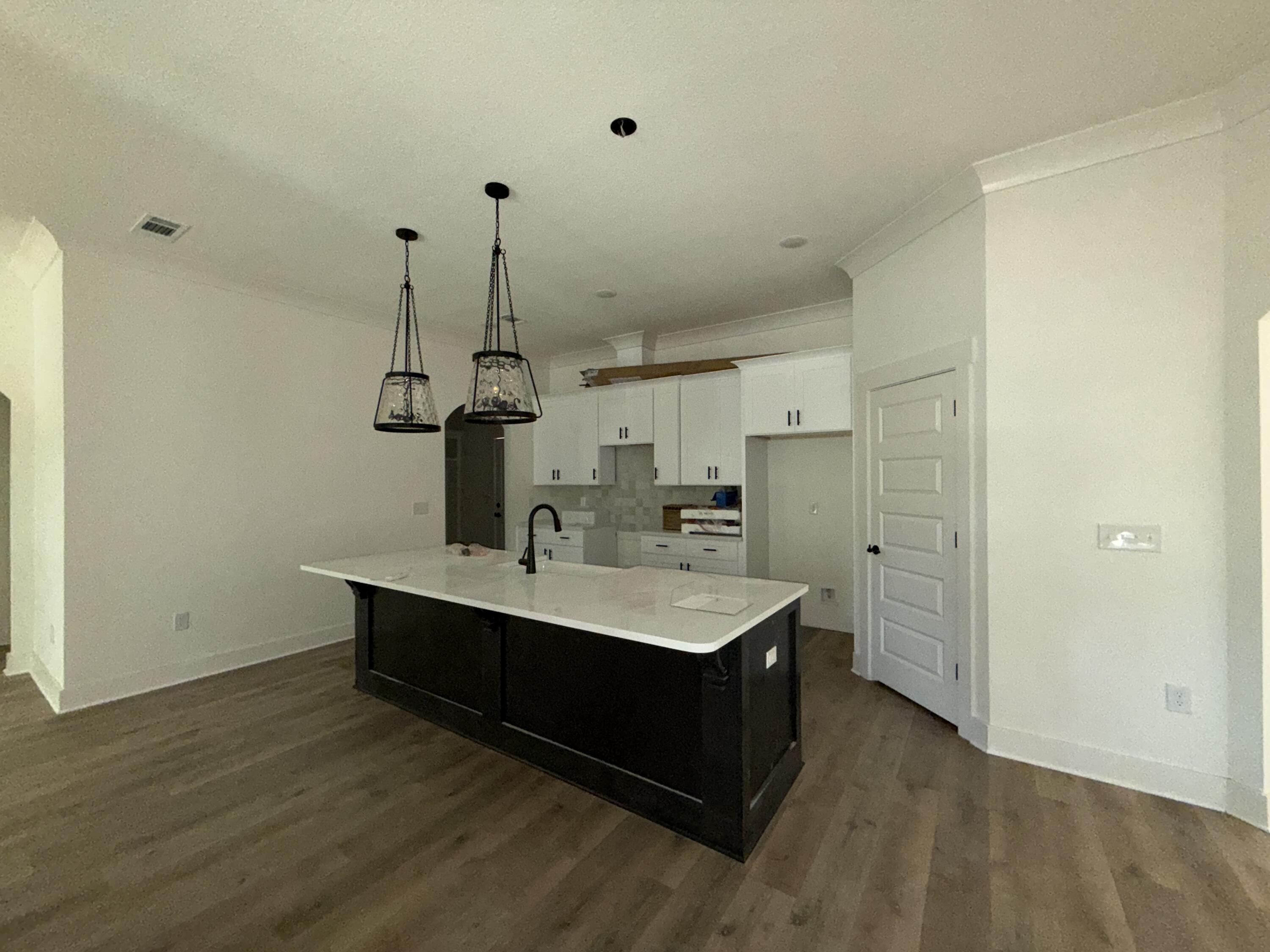 HELMS & ALLEN - Residential