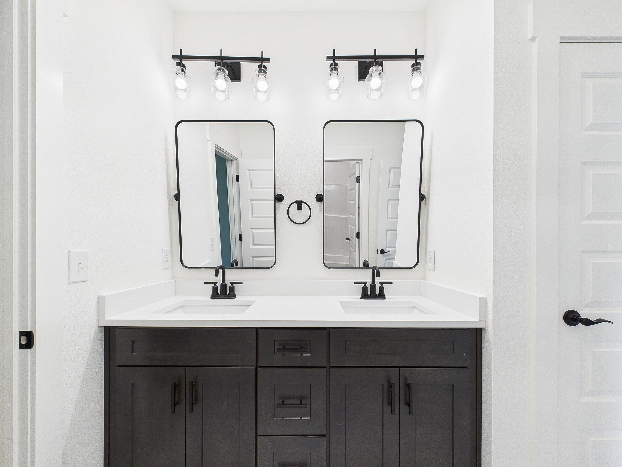 HELMS & ALLEN - Residential