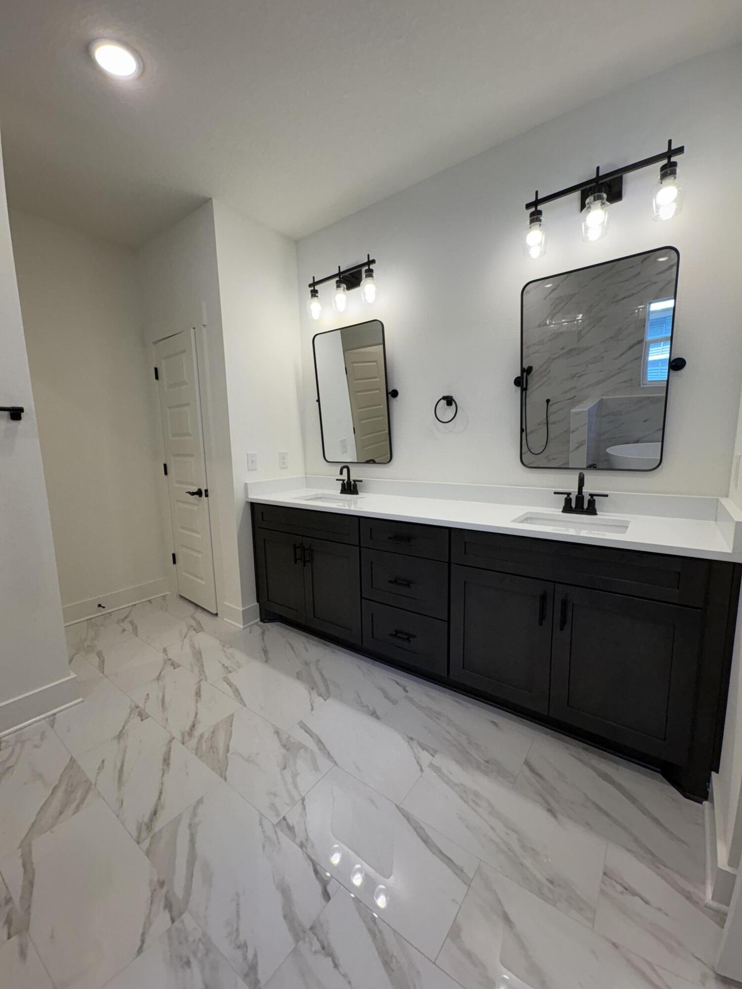 HELMS & ALLEN - Residential