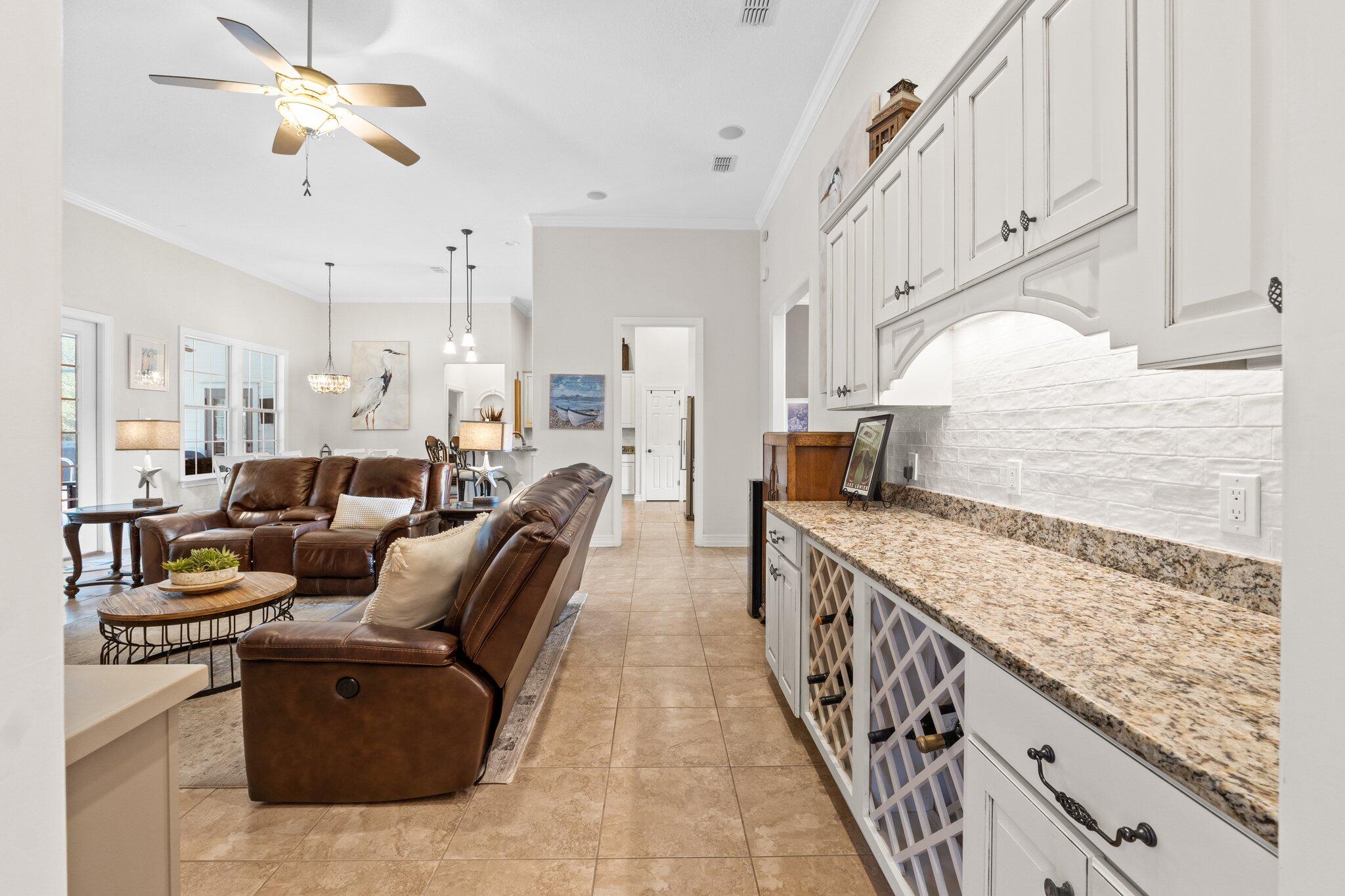 HAMMOCK BAY - Residential