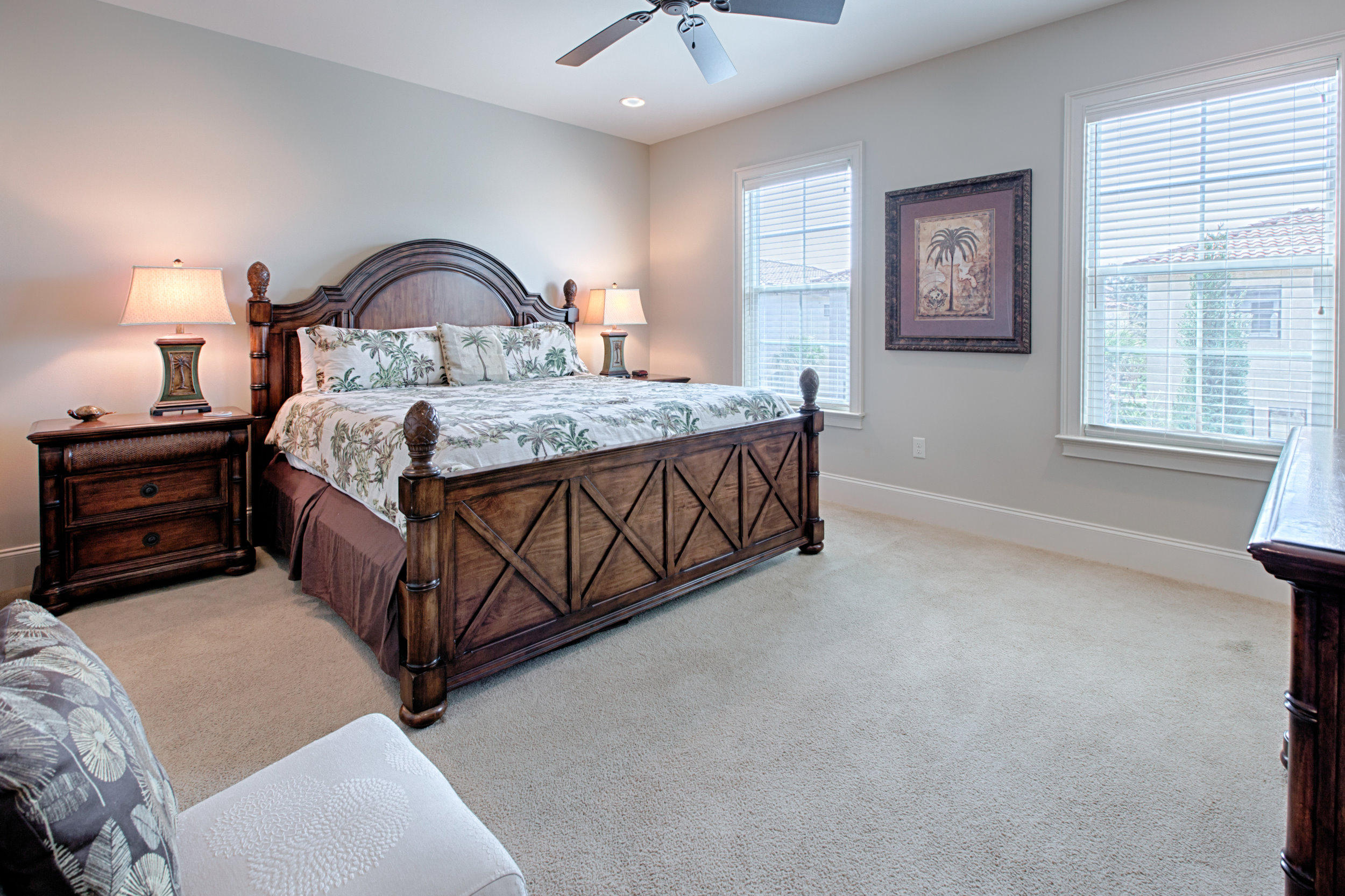 VILLA LAGO - Residential