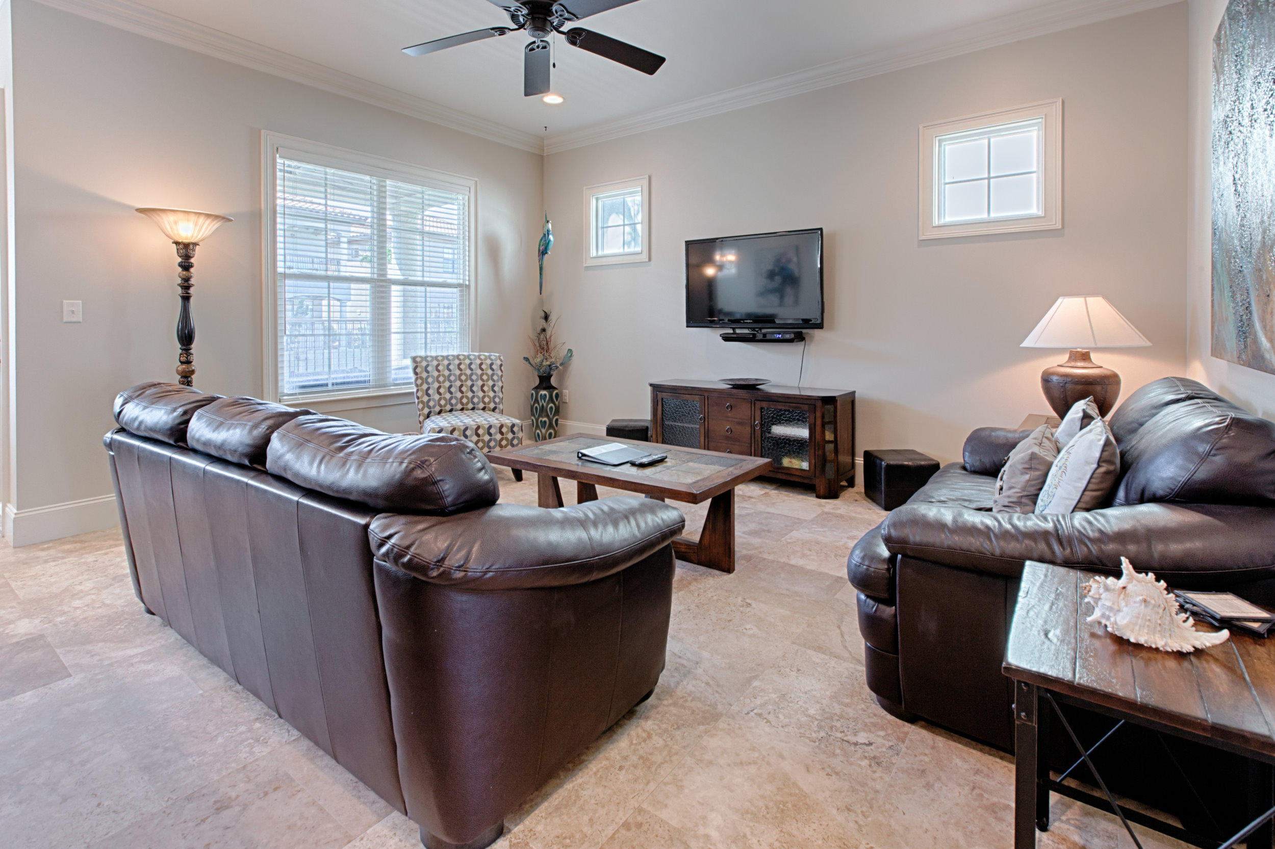 VILLA LAGO - Residential