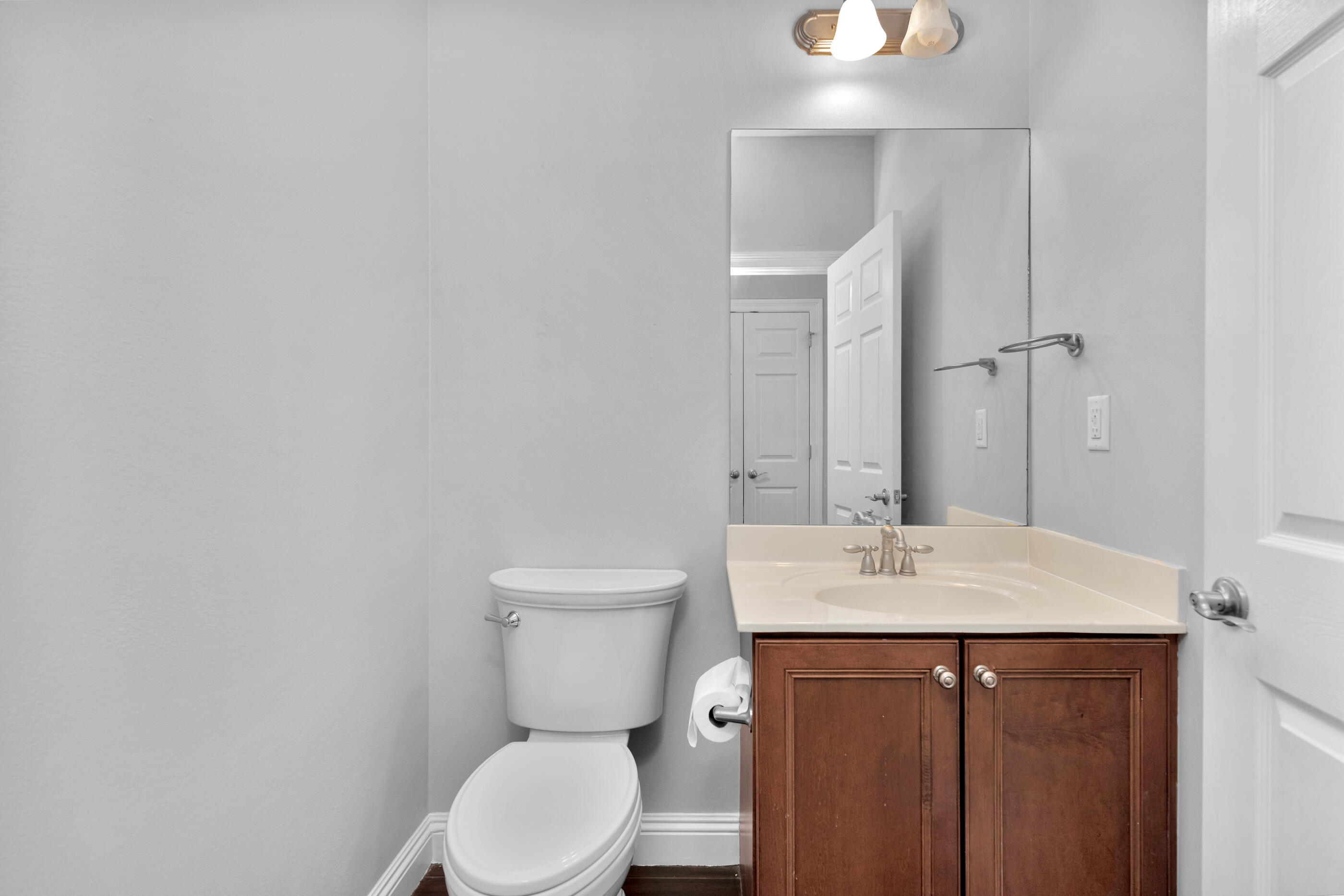 WALTON OAKS - Residential