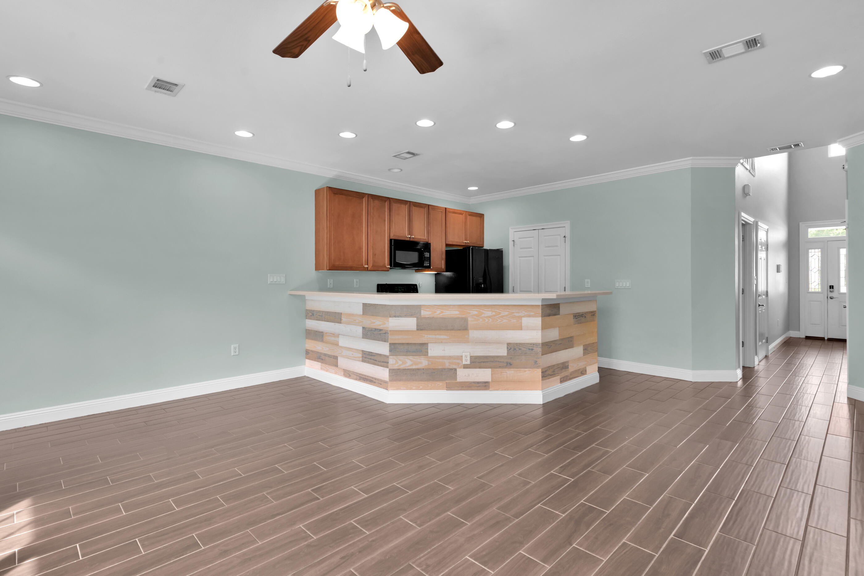 WALTON OAKS - Residential