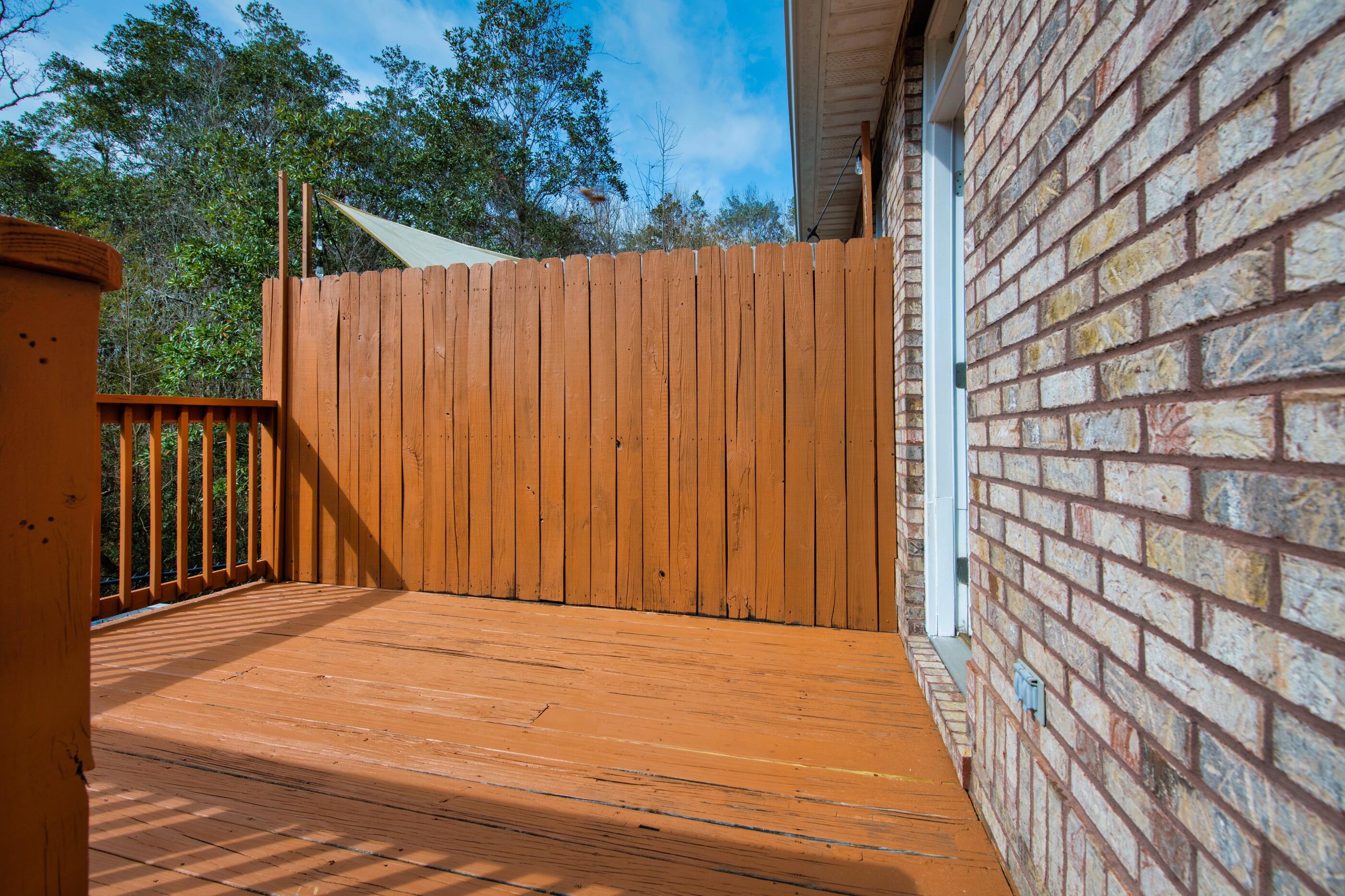 WALTON OAKS - Residential