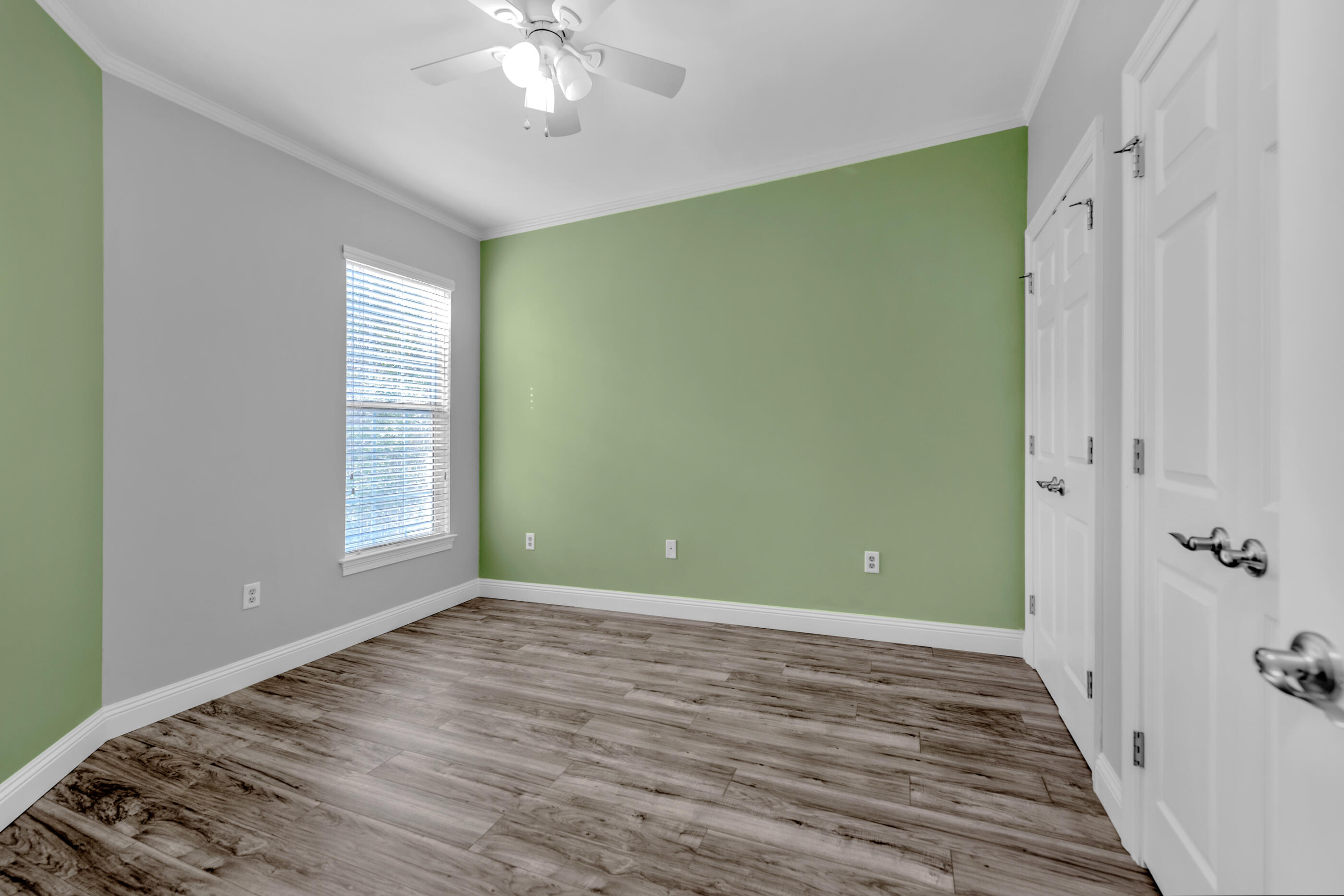 WALTON OAKS - Residential