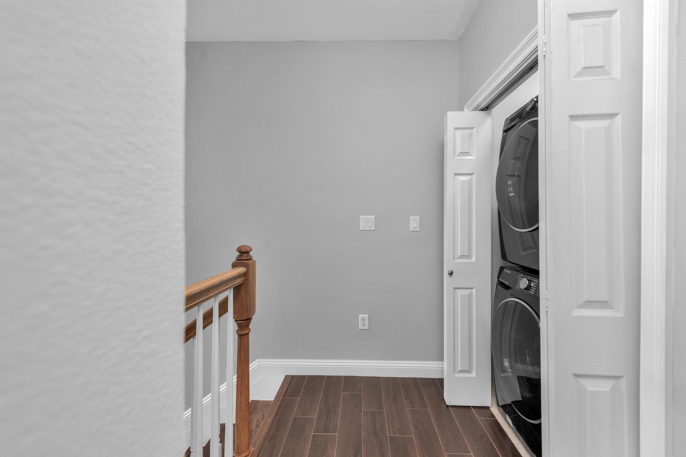 WALTON OAKS - Residential