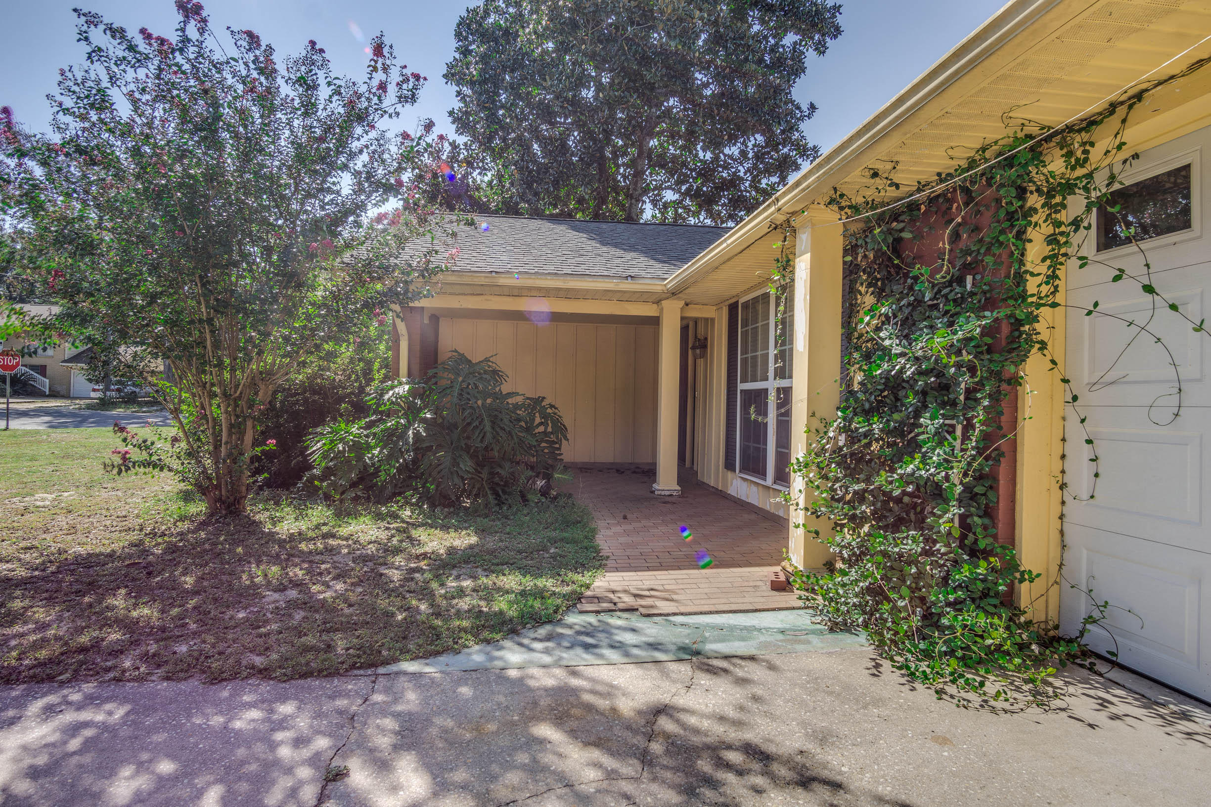 BAYOU WOODS - Residential