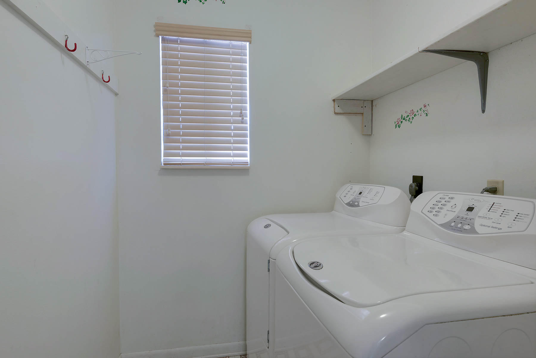 SANTA MONICA BEACH - Residential