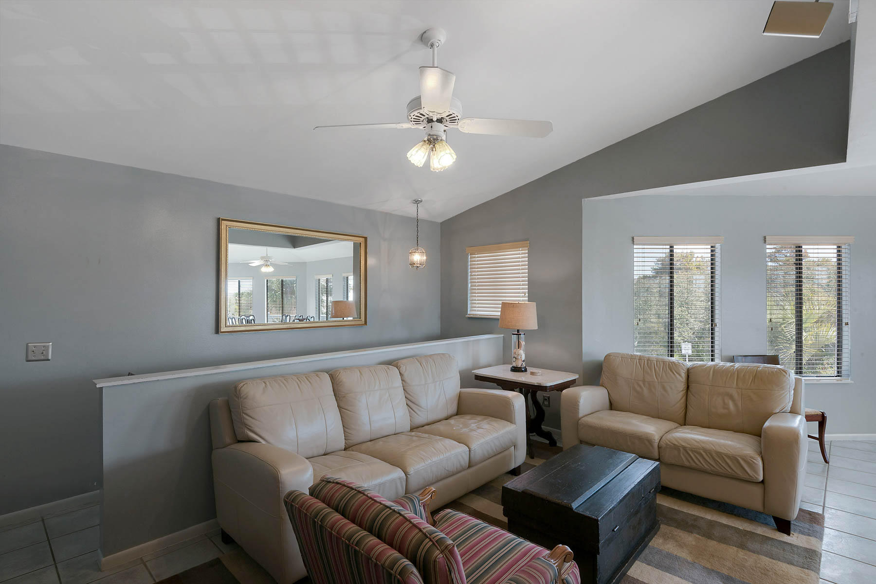 SANTA MONICA BEACH - Residential