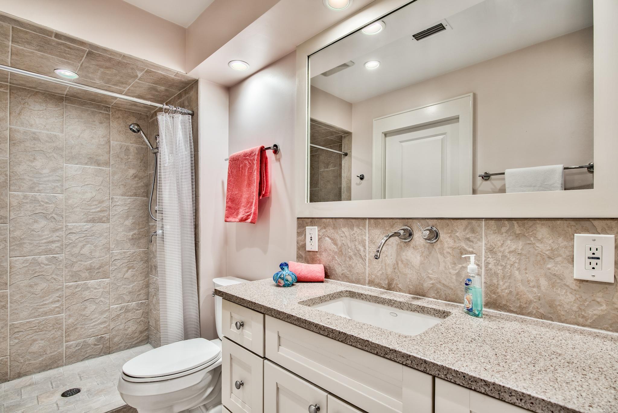 PALMS NORTH CONDO - Residential