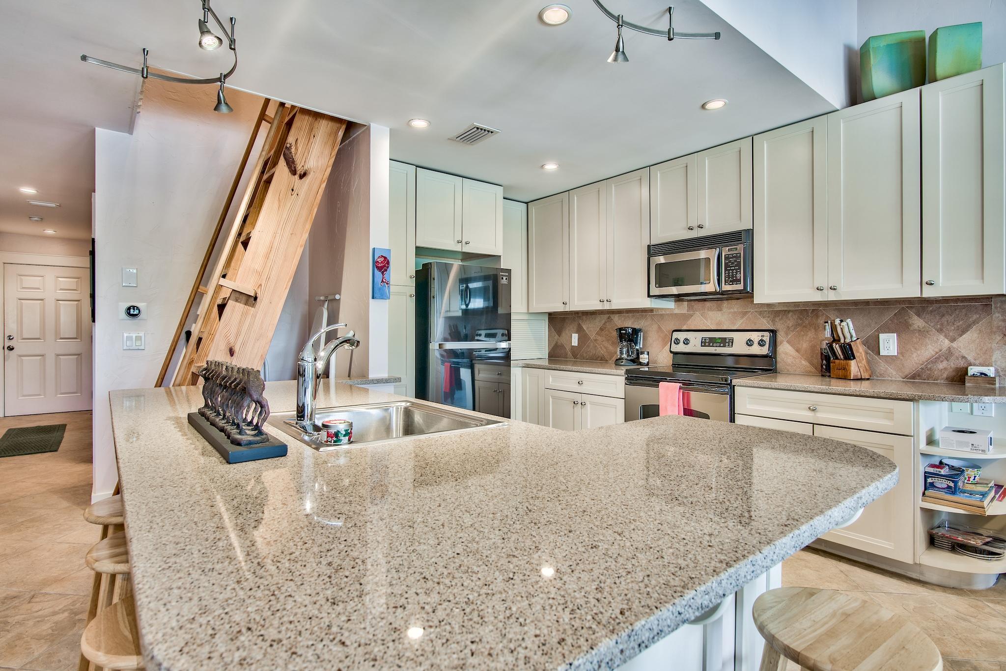 PALMS NORTH CONDO - Residential