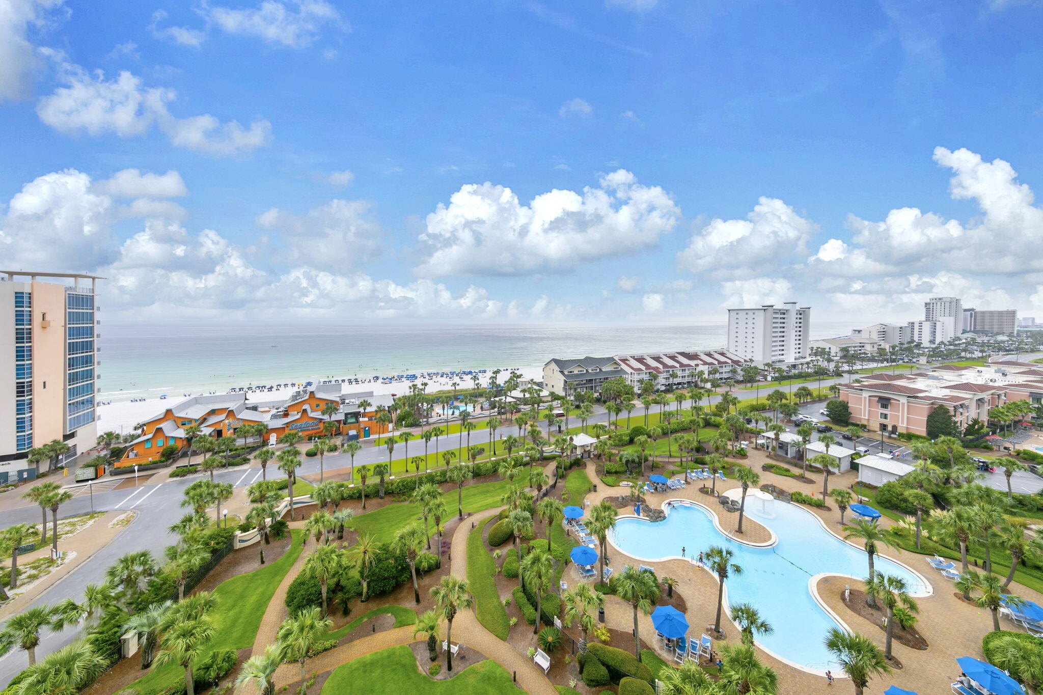 STERLING SHORES - Residential