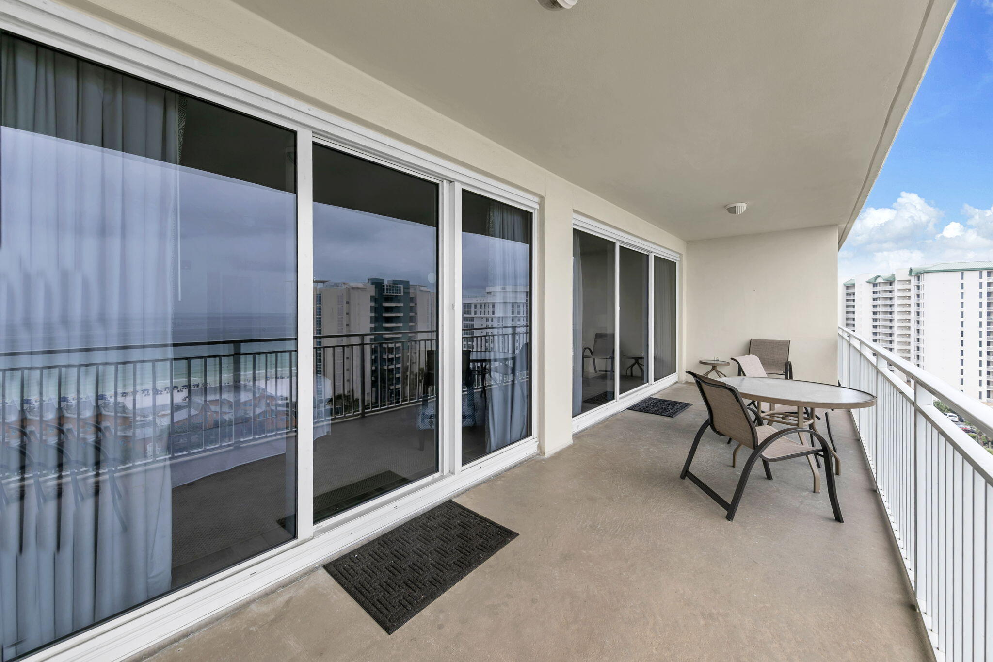 STERLING SHORES - Residential