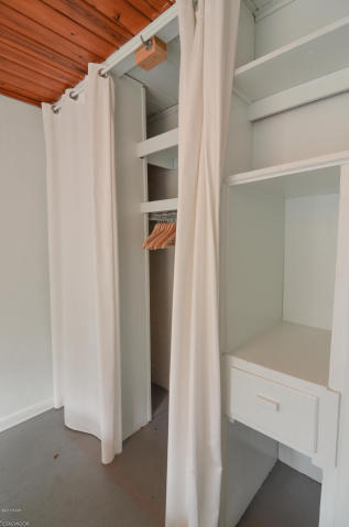 LAGUNA BEACH ESTATES - Residential