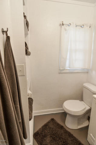 LAGUNA BEACH ESTATES - Residential