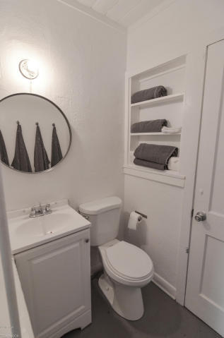 LAGUNA BEACH ESTATES - Residential