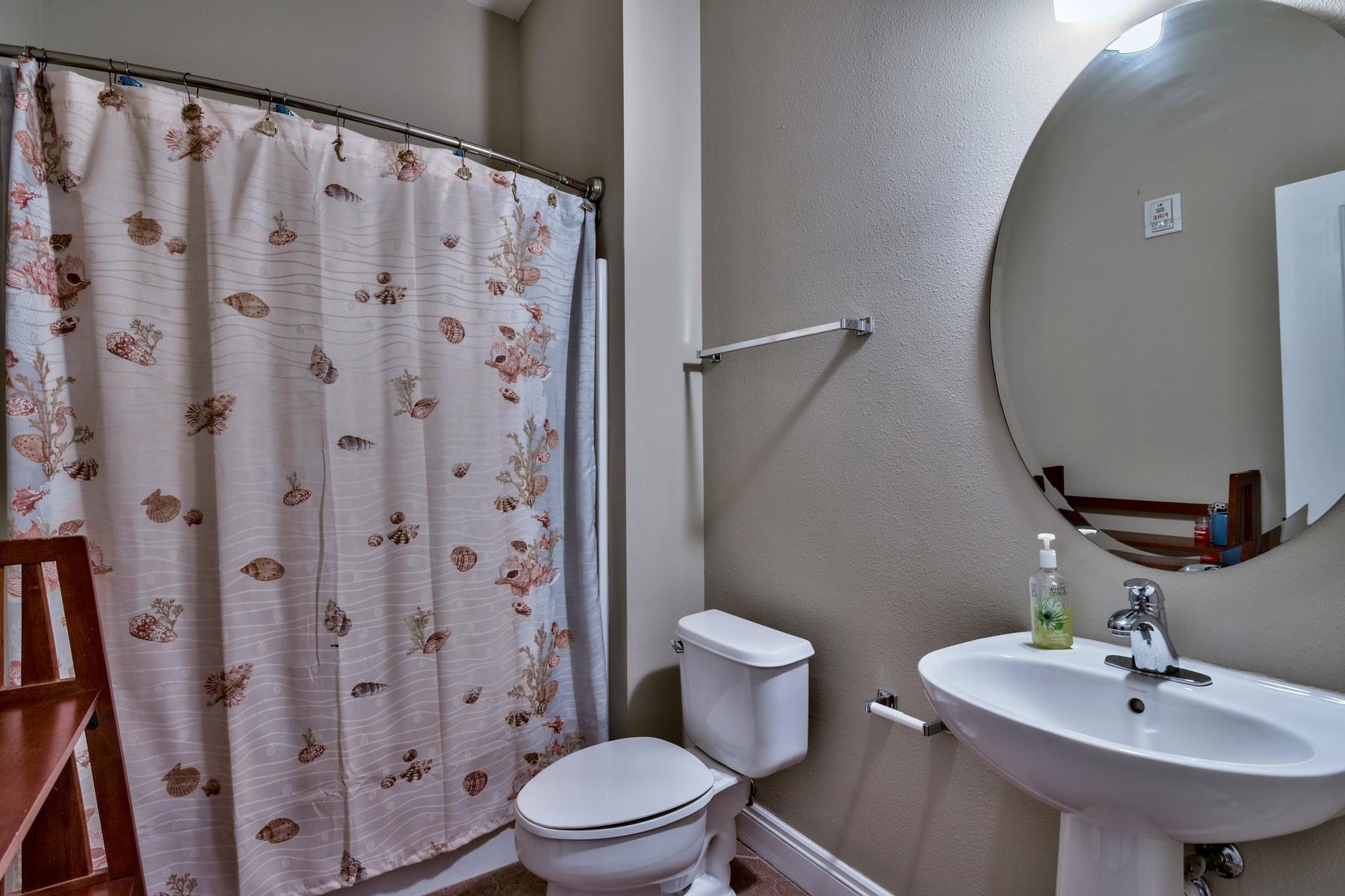 PALAZZO CONDOMINIUM - Residential