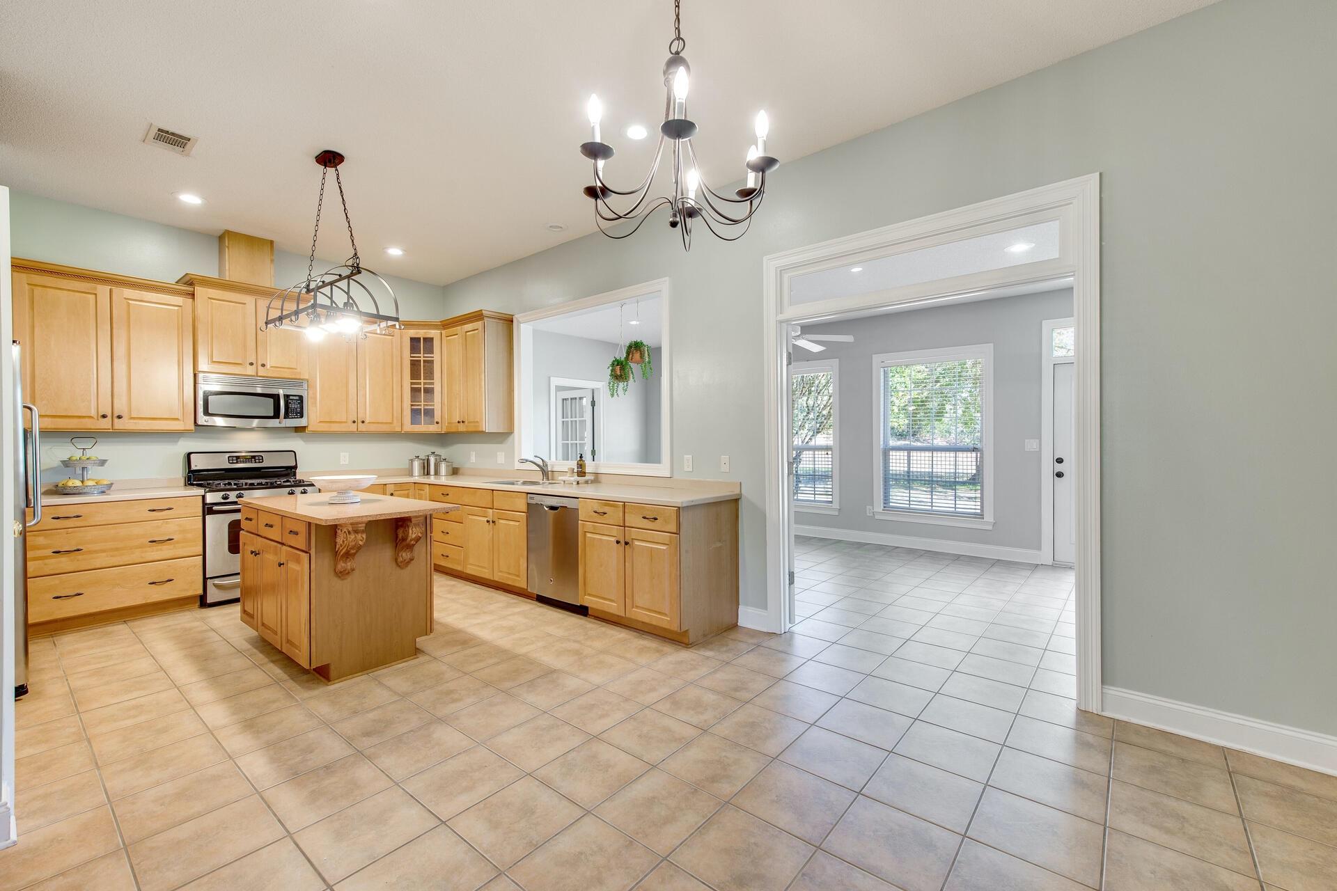 MAGNOLIA PLANTATION AT BLUEWATER BAY - Residential Lease