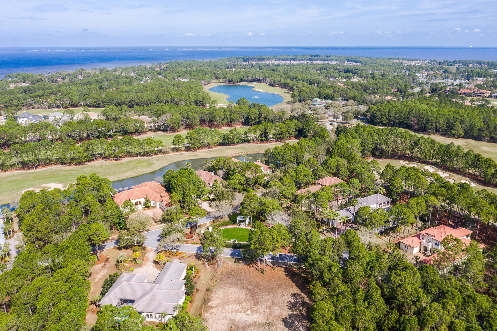 BURNT PINE EAST - Residential
