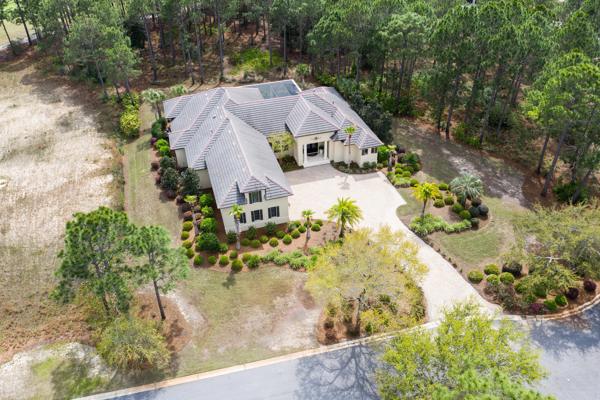 BURNT PINE EAST - Residential