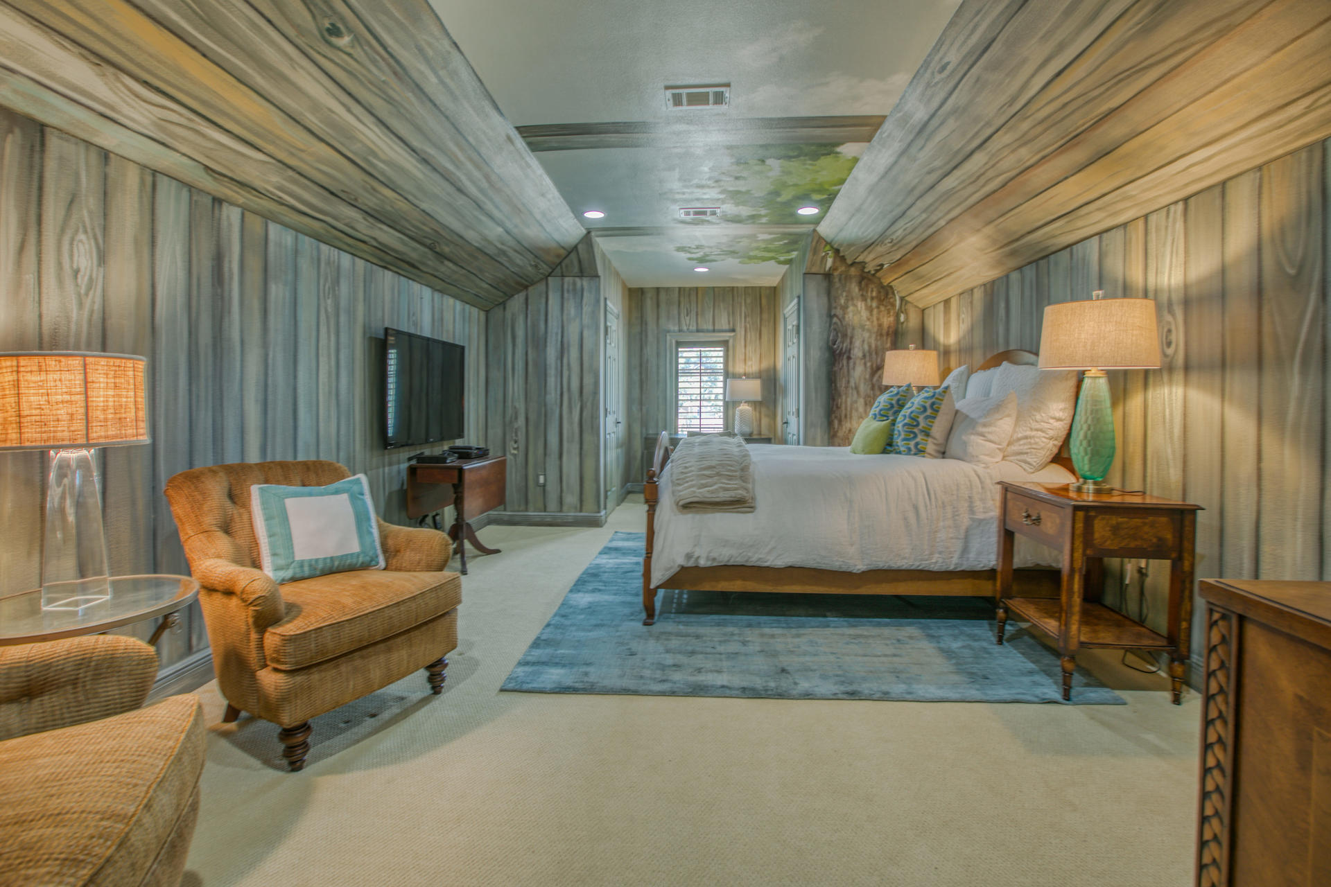 BURNT PINE EAST - Residential