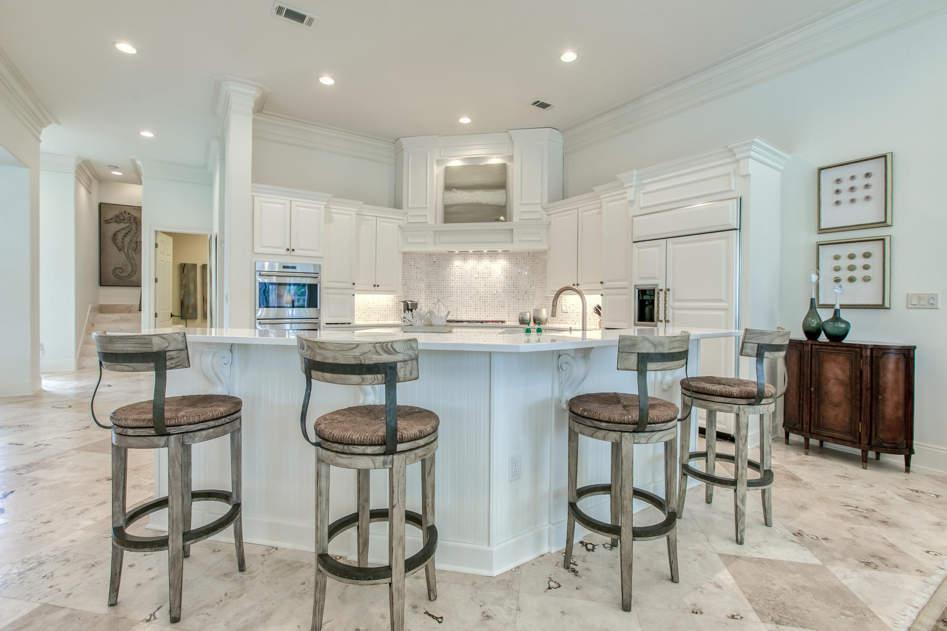BURNT PINE EAST - Residential