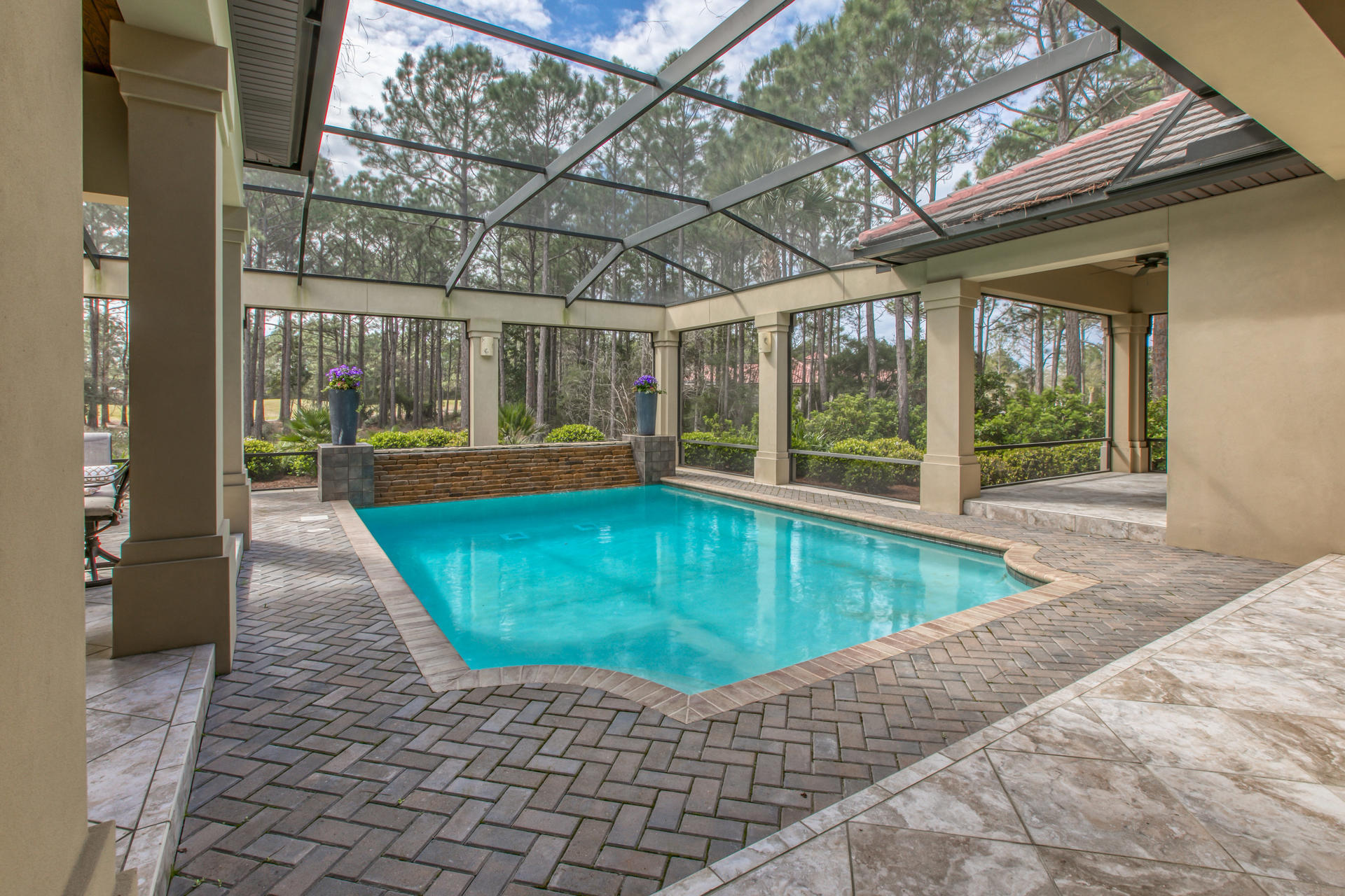 BURNT PINE EAST - Residential