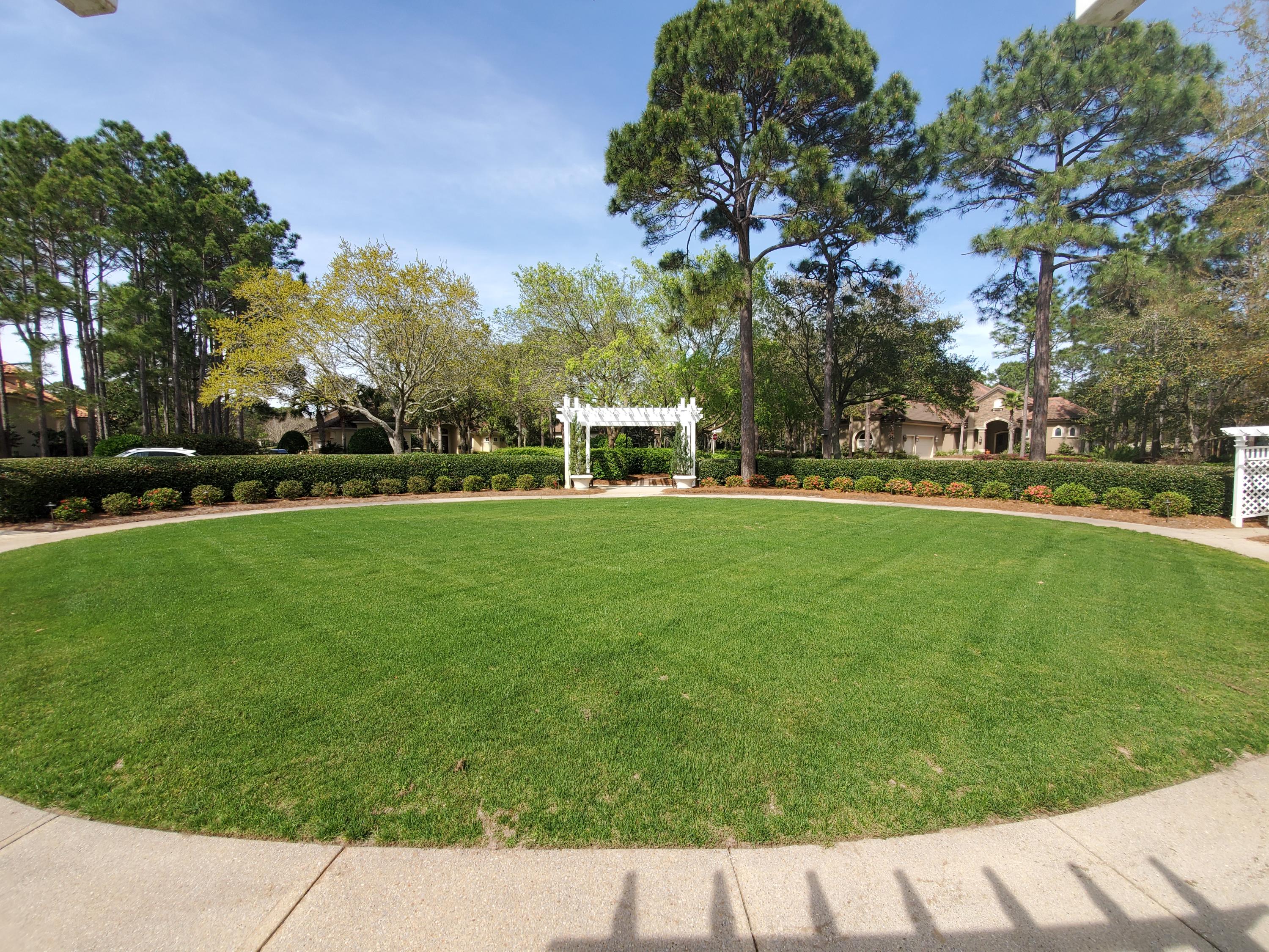 BURNT PINE EAST - Residential