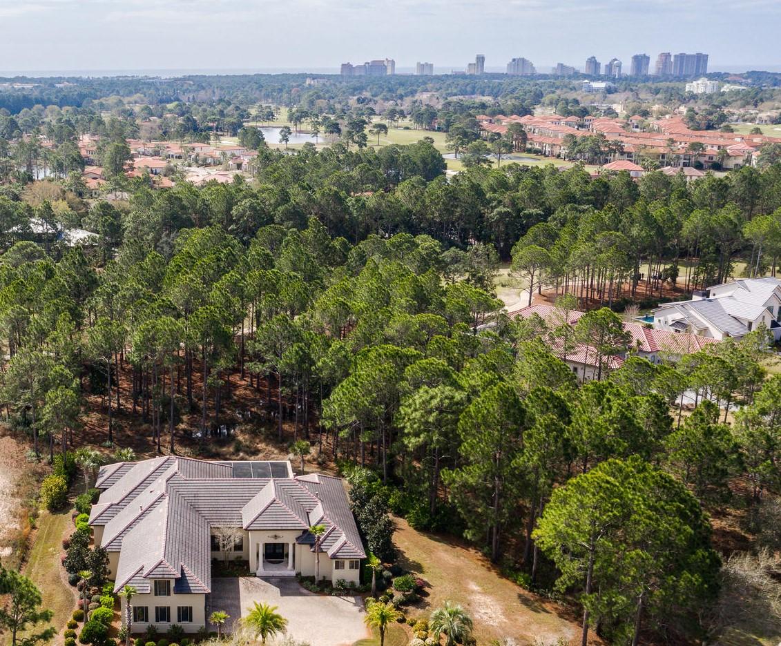 BURNT PINE EAST - Residential