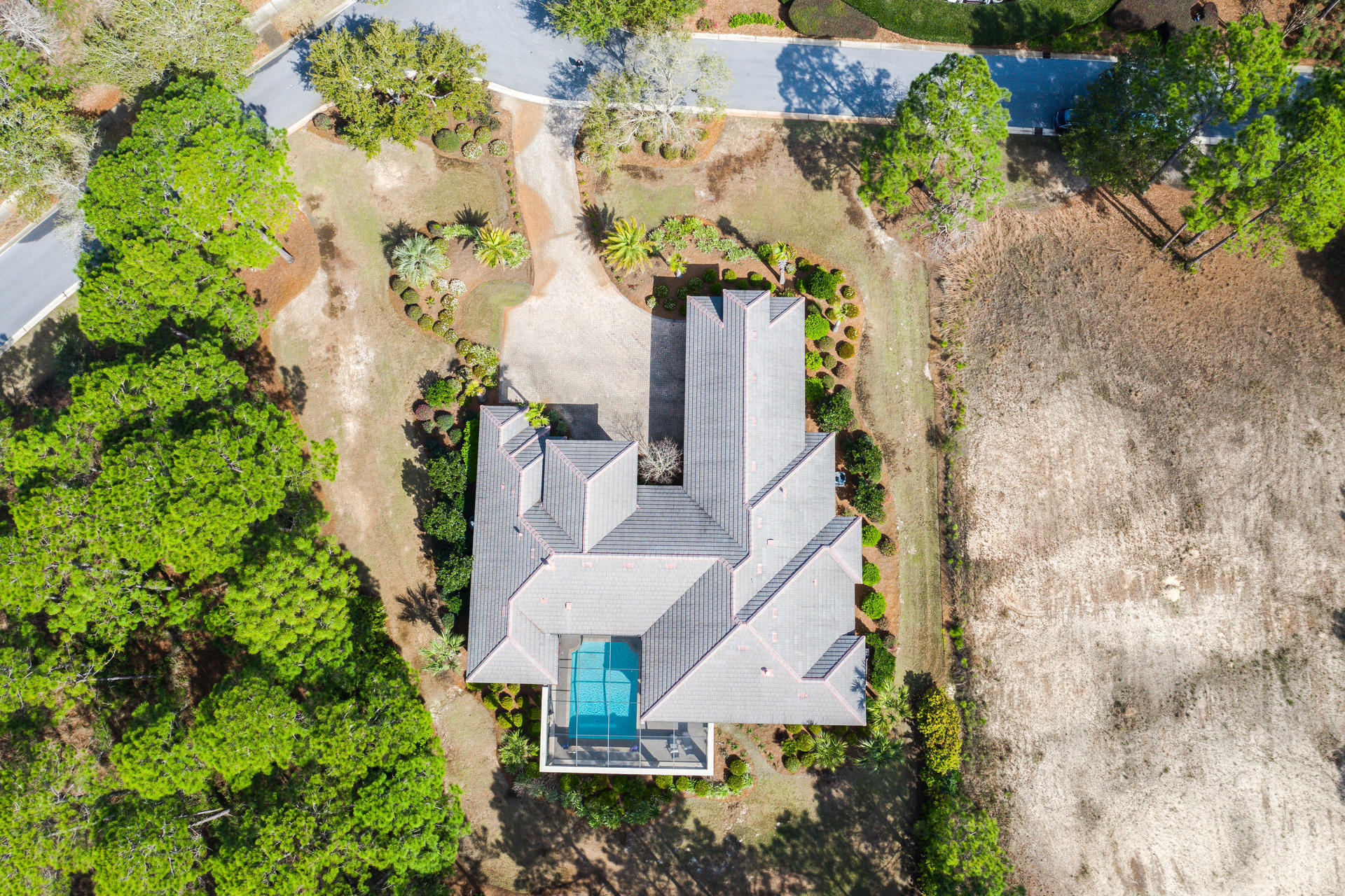 BURNT PINE EAST - Residential