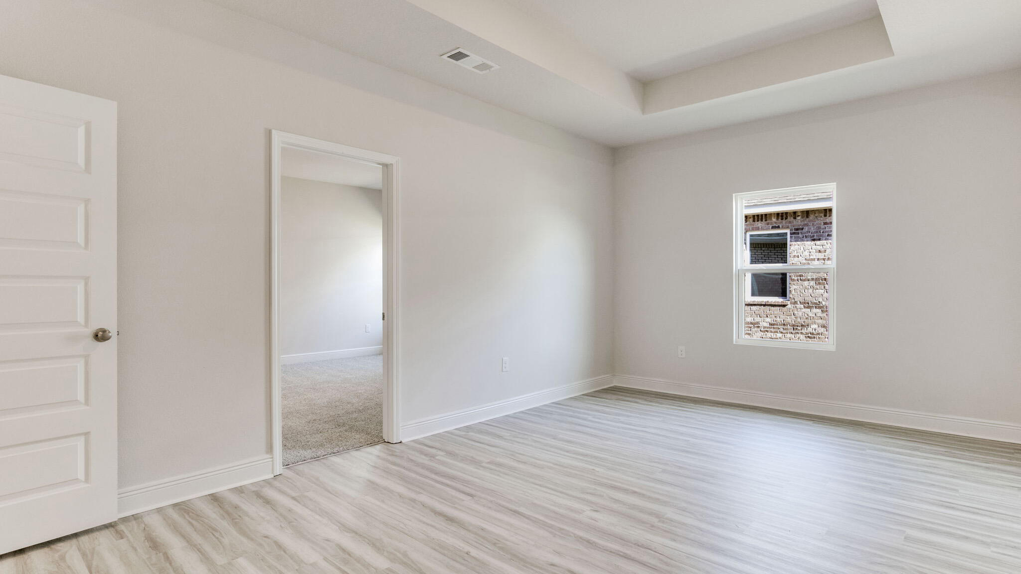 Roman Oaks - Residential