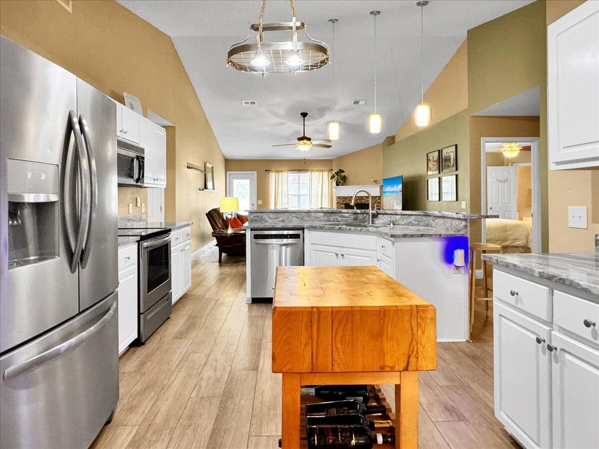 HOLLEY BY THE SEA - Residential