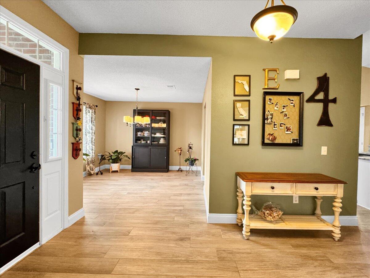 HOLLEY BY THE SEA - Residential