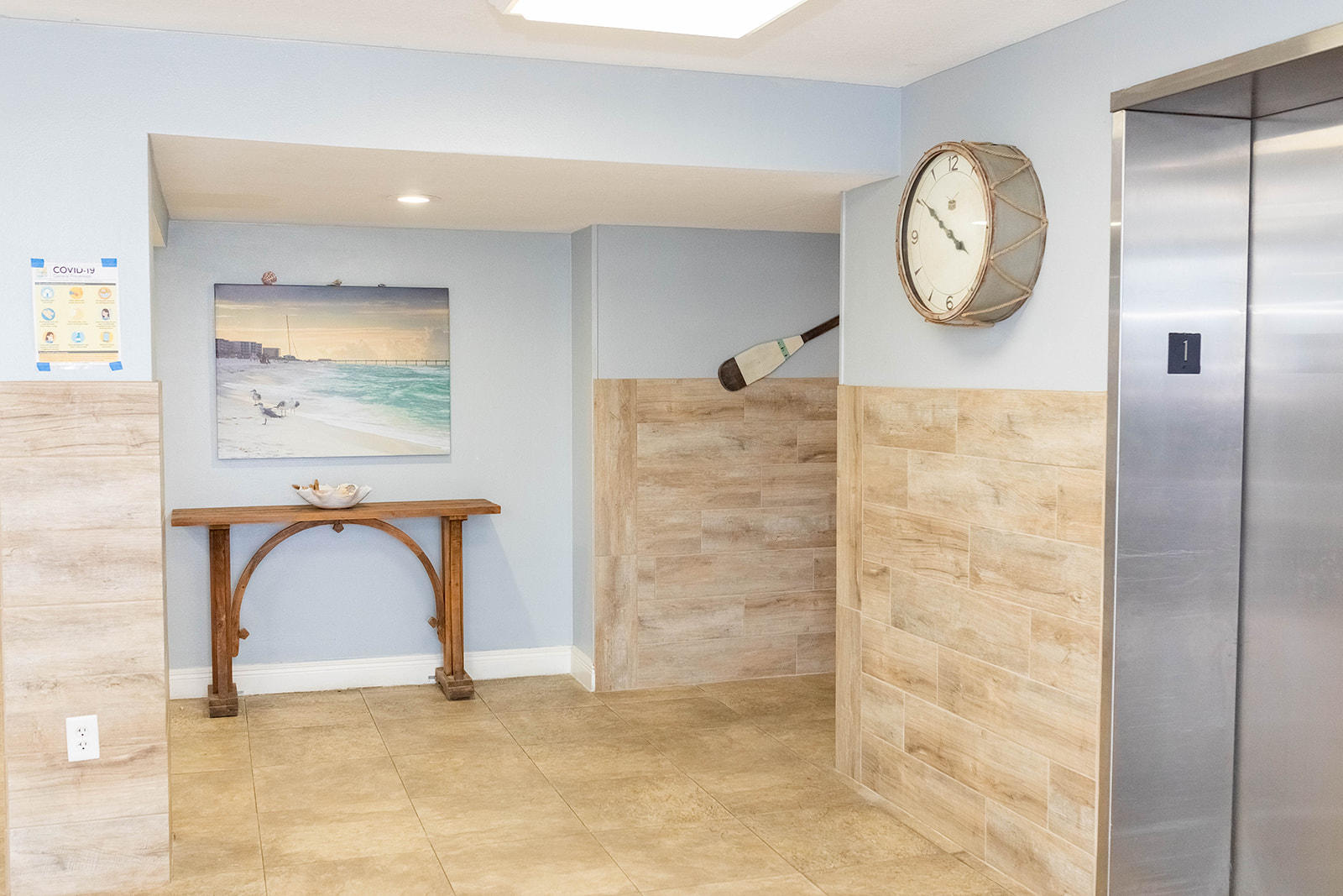 ISLAND ECHOS CONDO - Residential