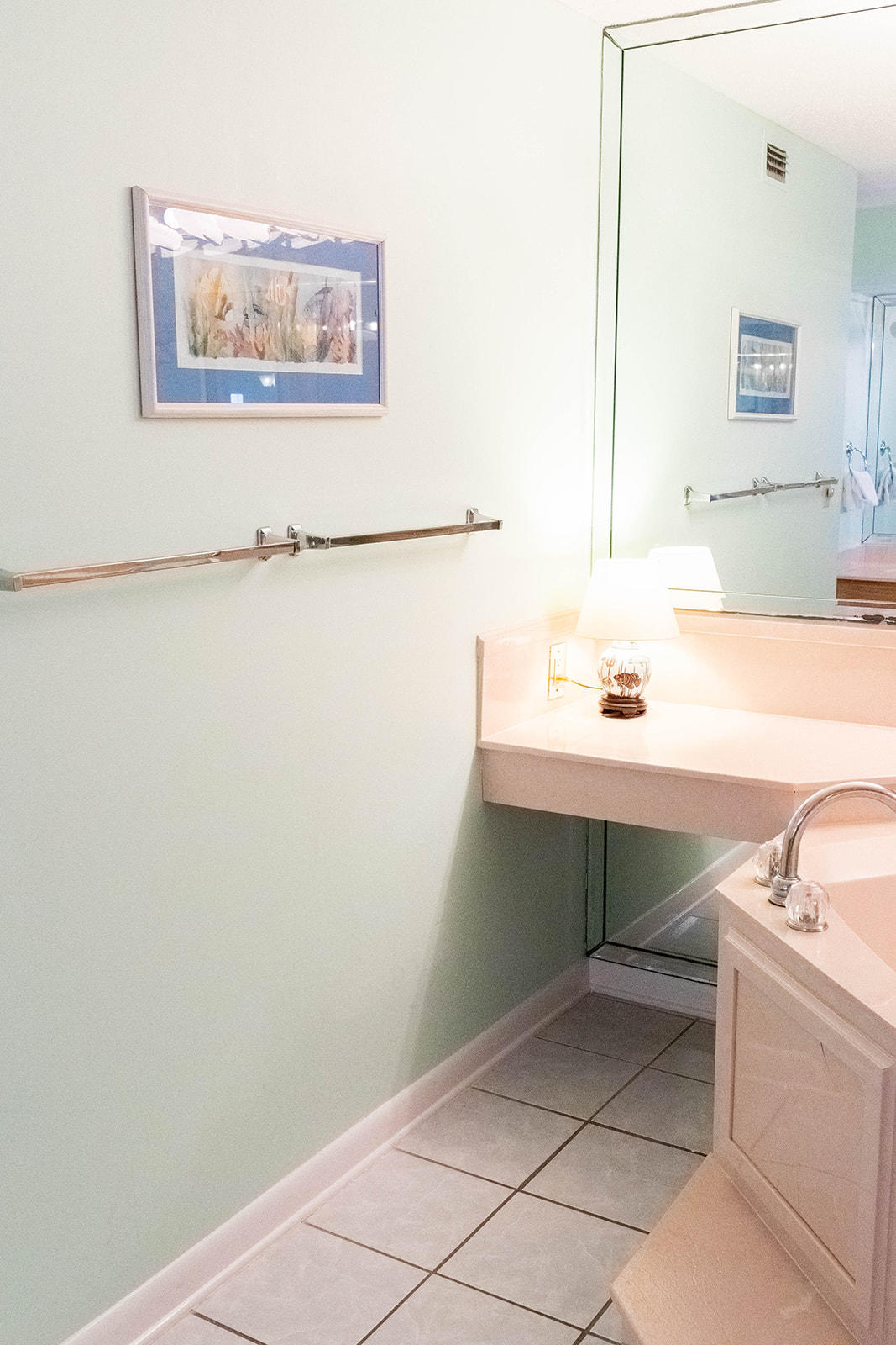 ISLAND ECHOS CONDO - Residential