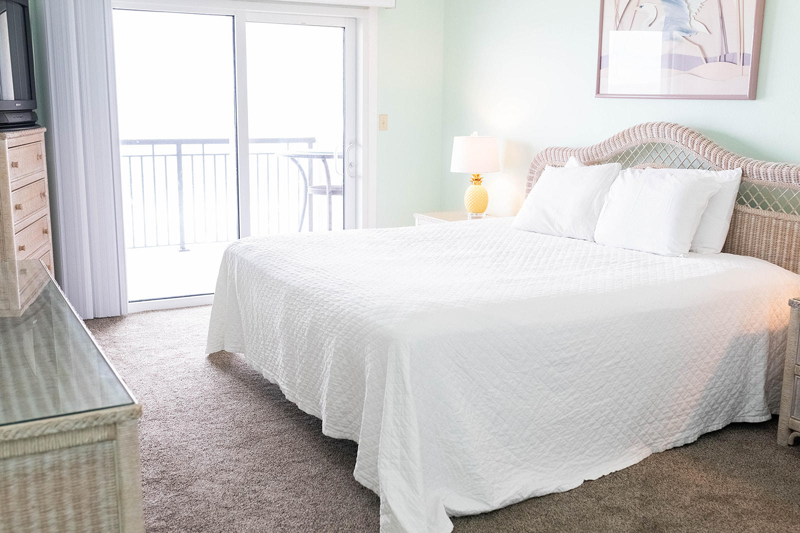 ISLAND ECHOS CONDO - Residential