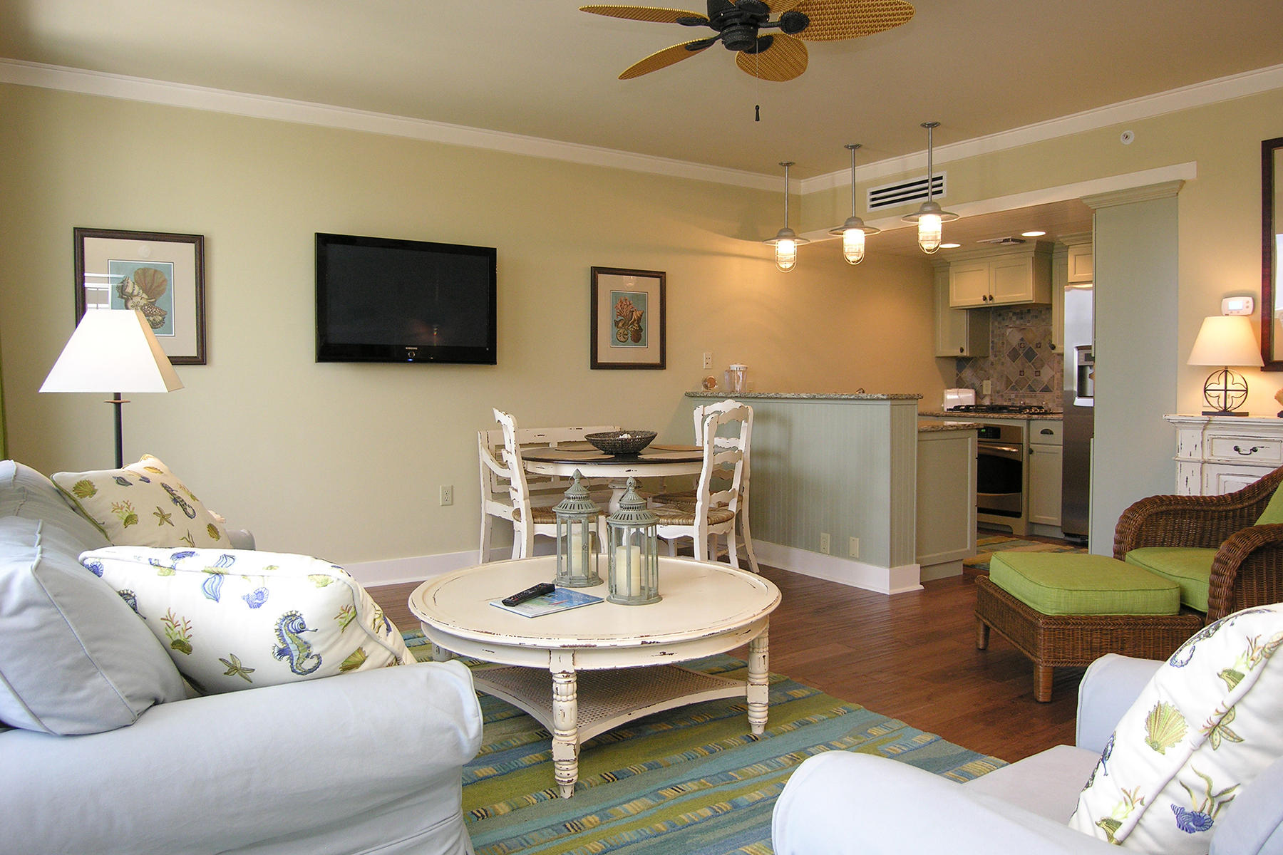 Six Palms - Residential