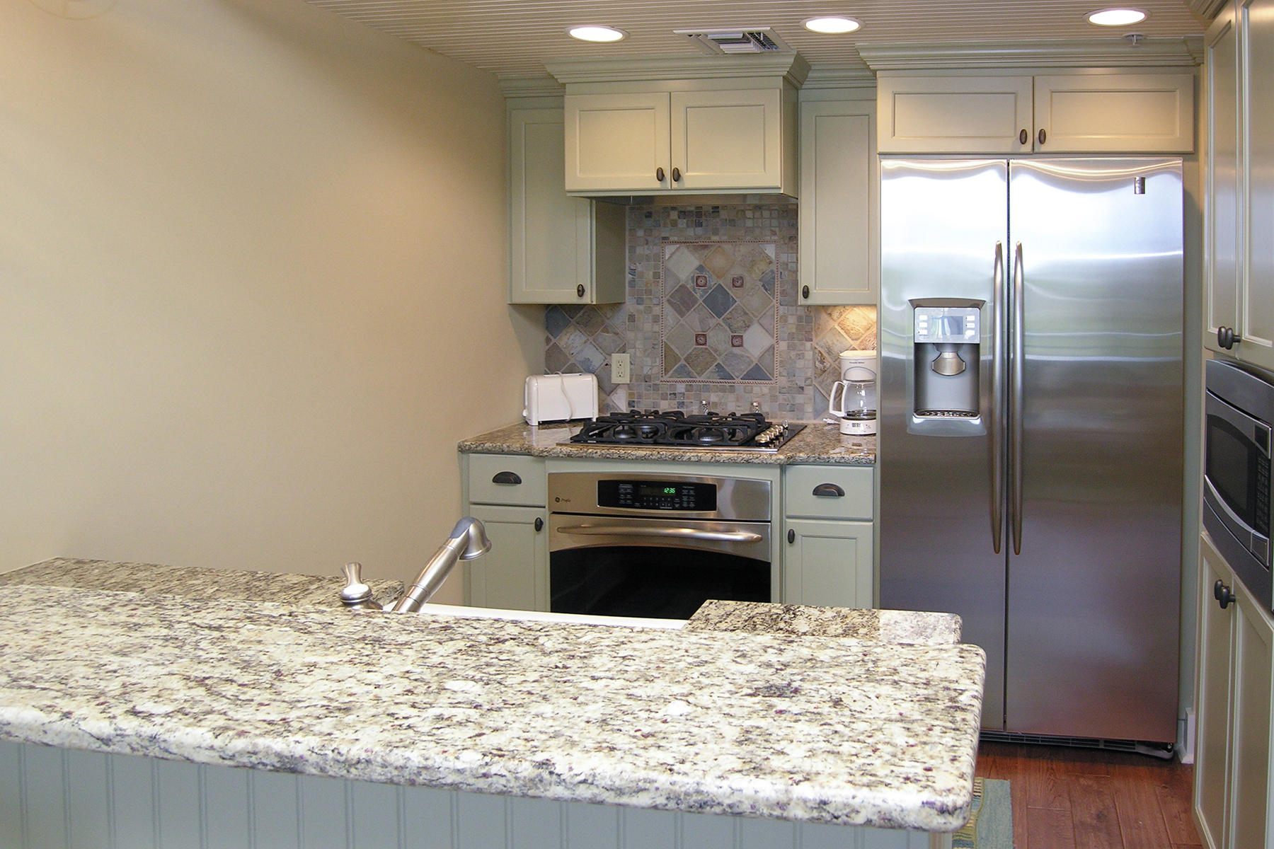 Six Palms - Residential