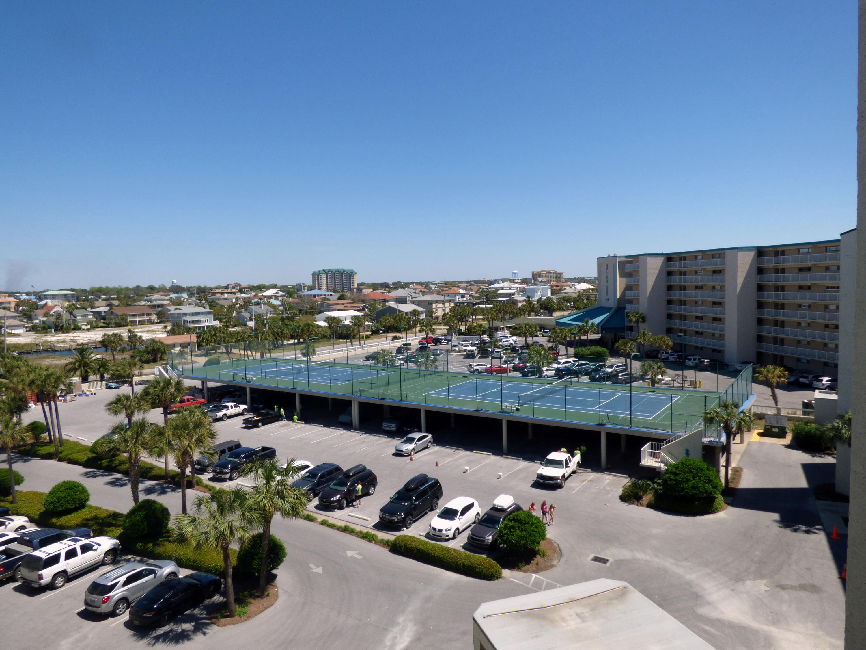 Inlet Reef Club - Residential