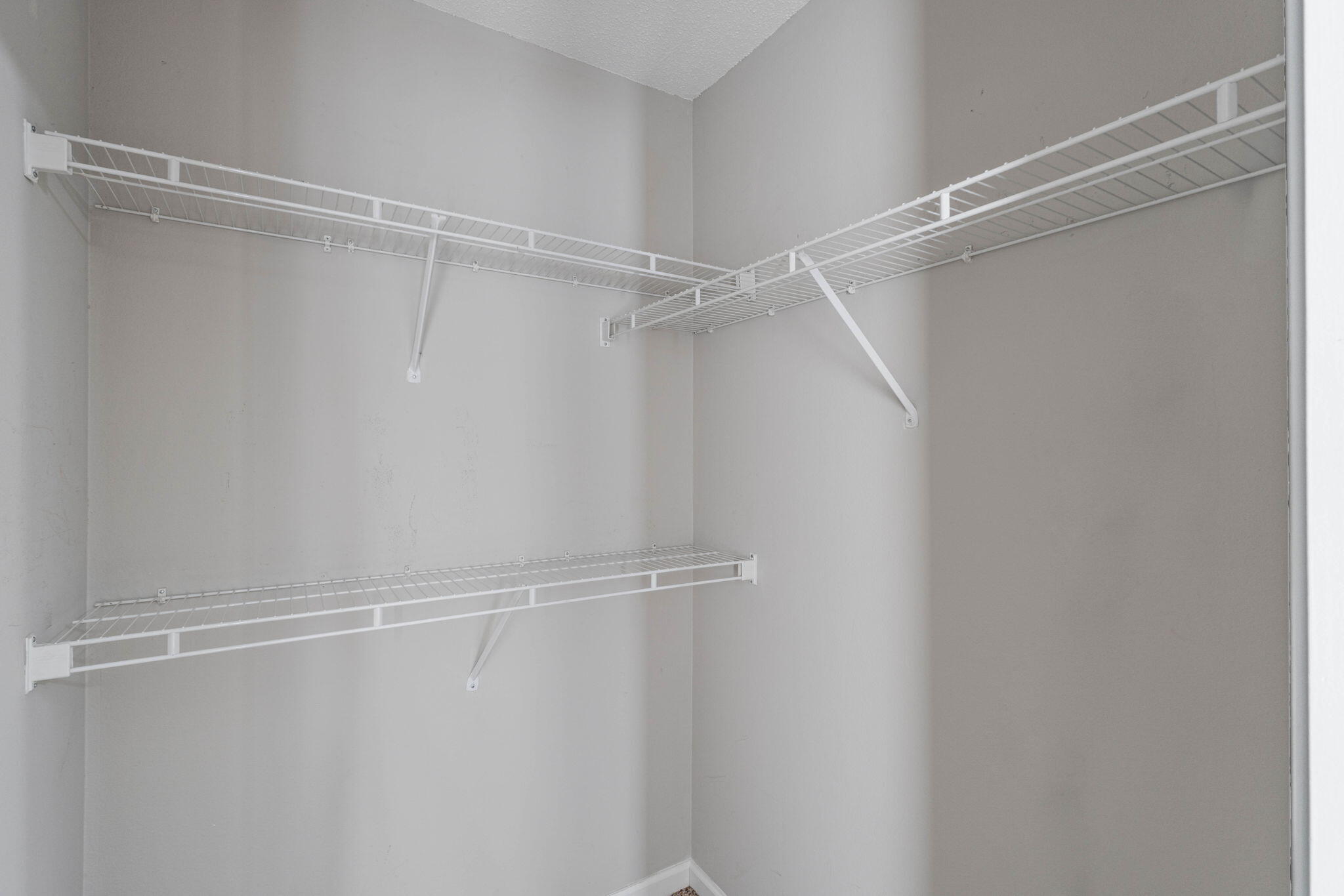 ROLLING PINES - Residential Lease