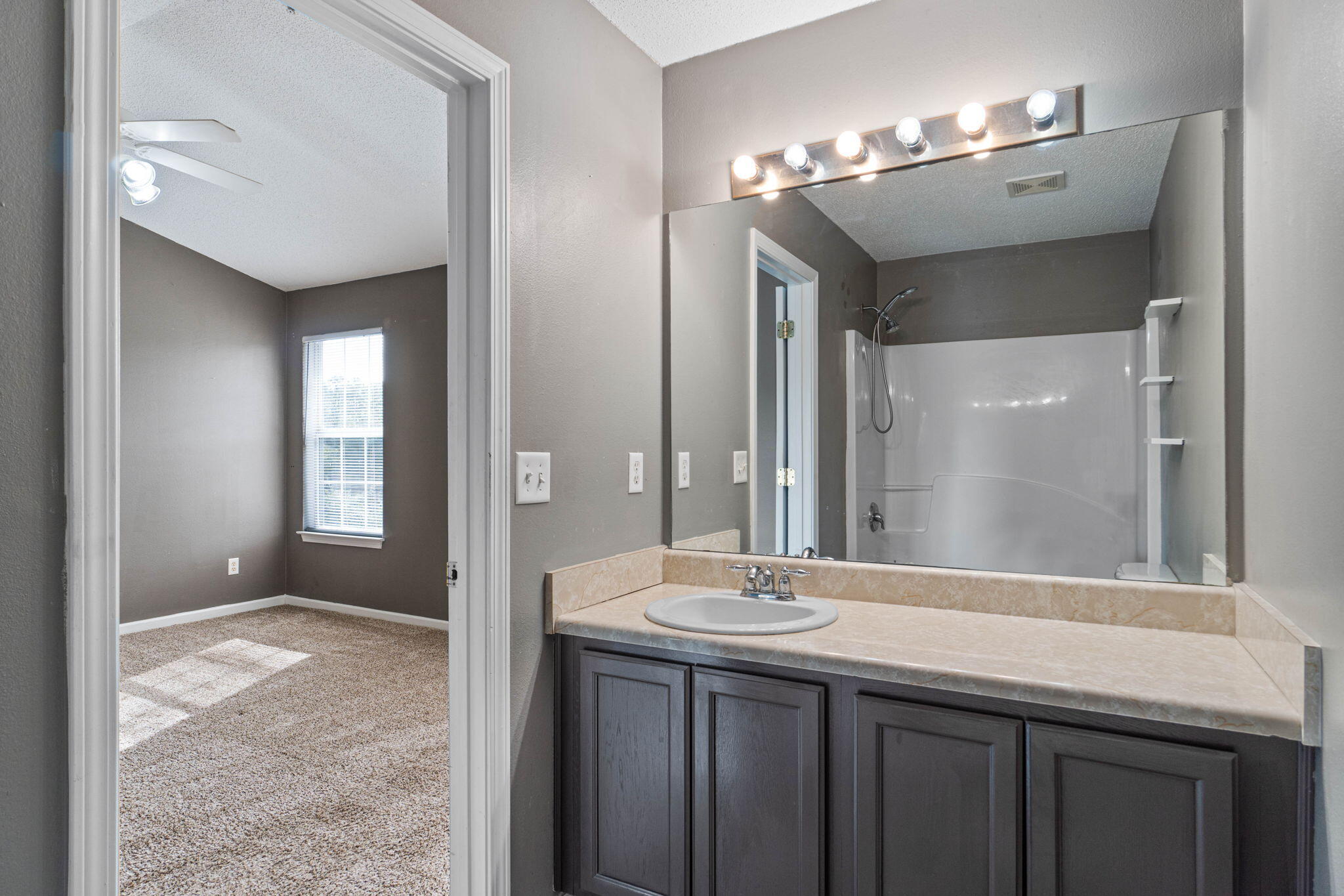 ROLLING PINES - Residential Lease