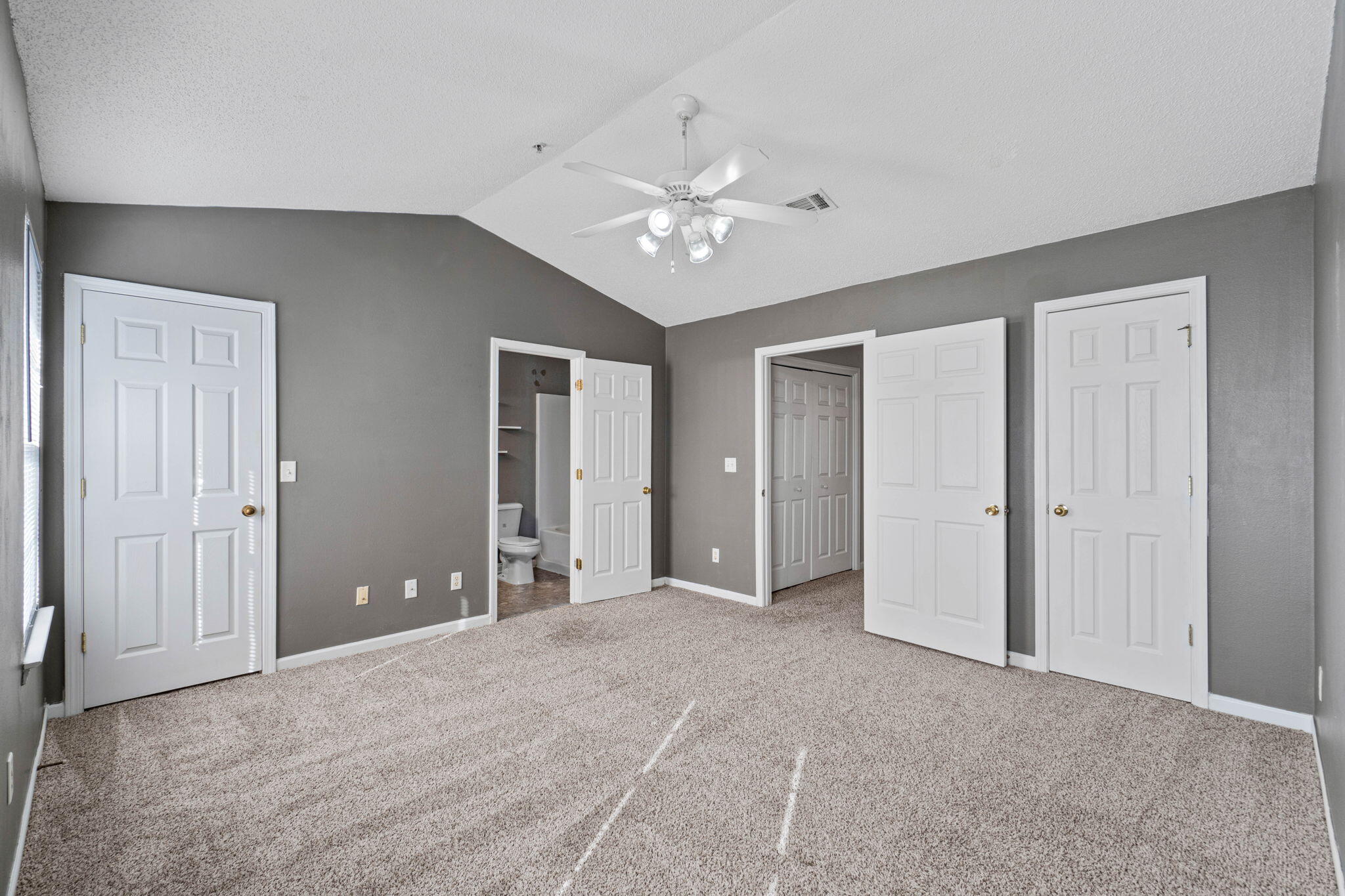 ROLLING PINES - Residential Lease